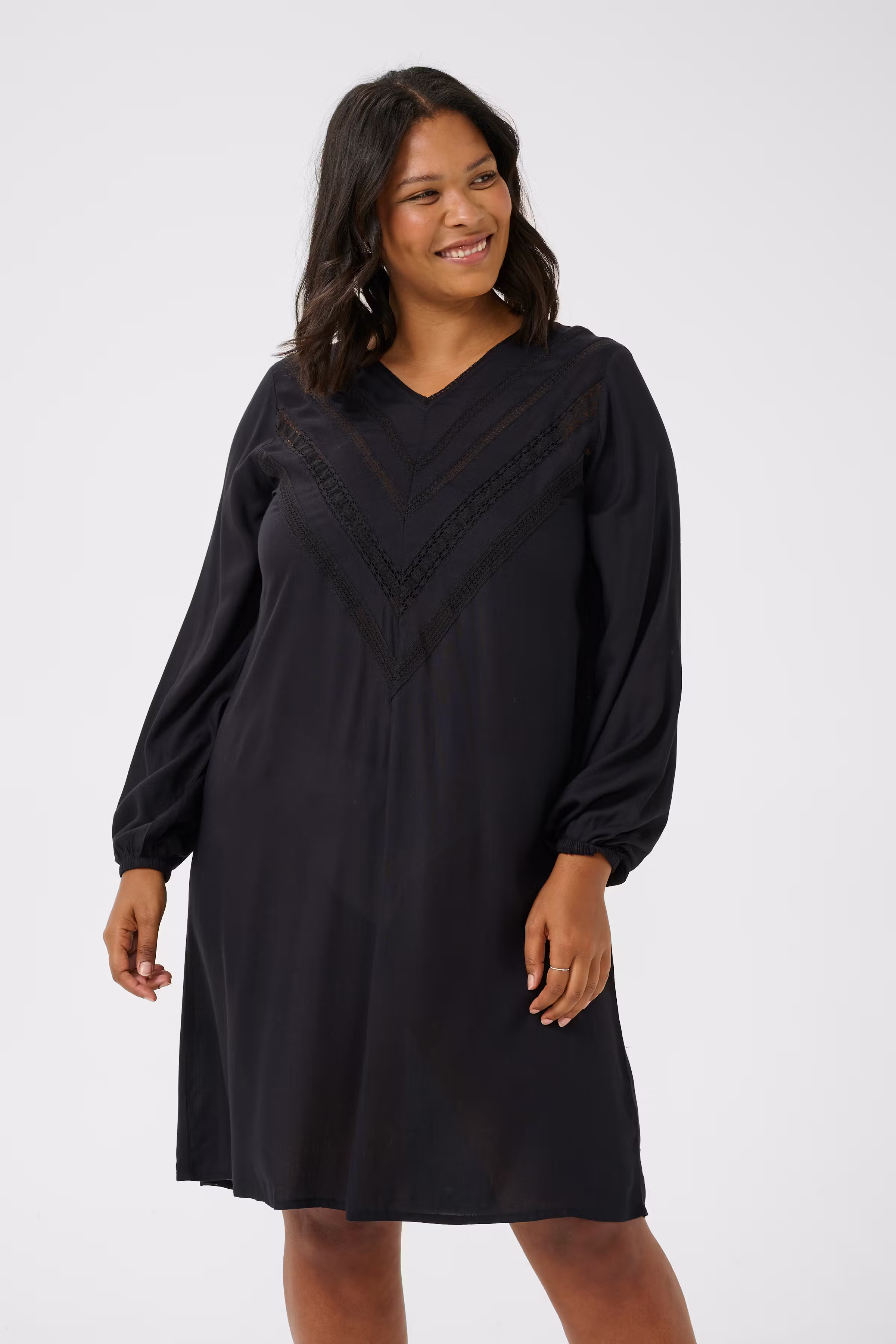 KCellanora Kleid LOOKBOOK FRONT 10583180-100121