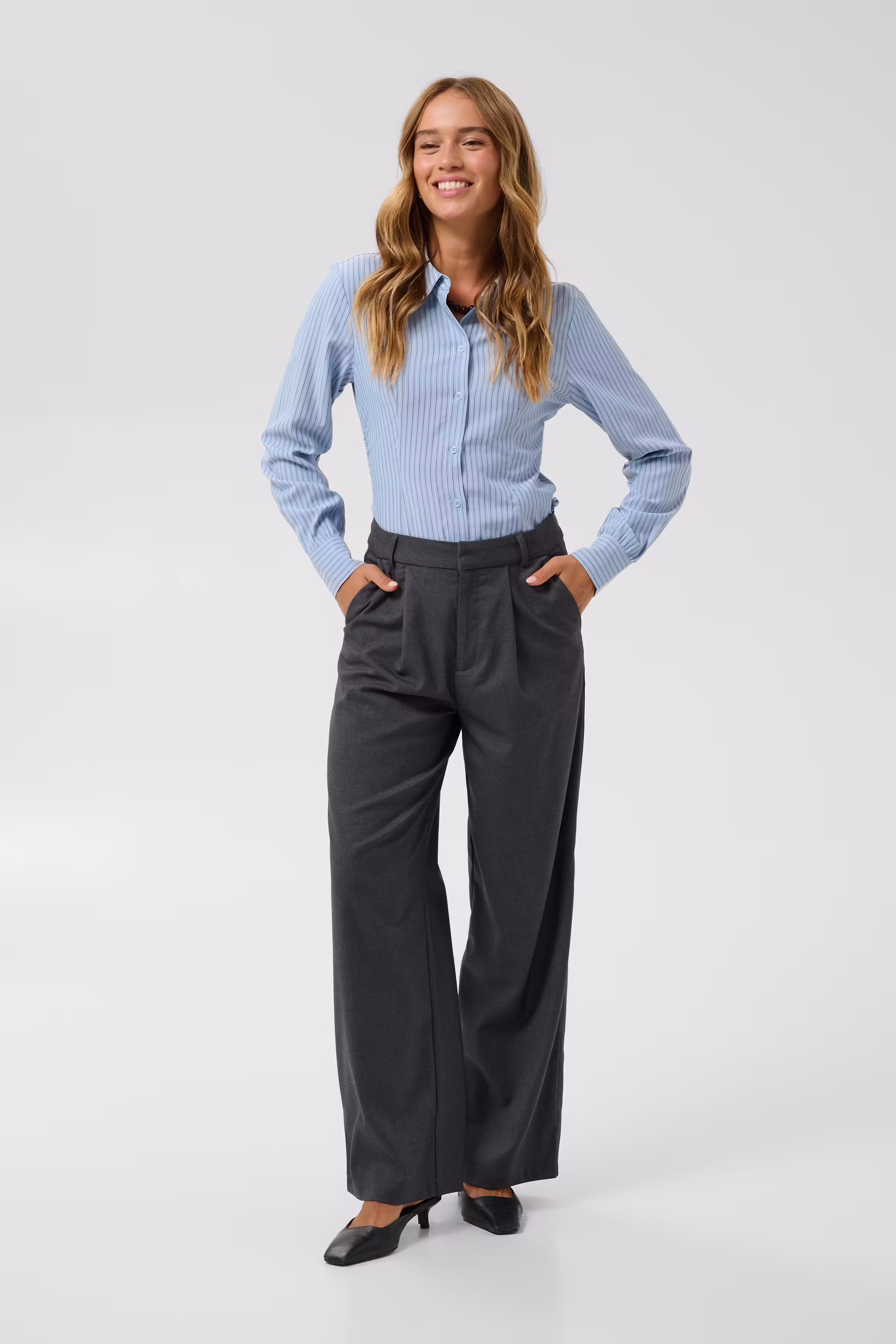 KAvaleria Bukser LOOKBOOK FRONT 10511301-100125