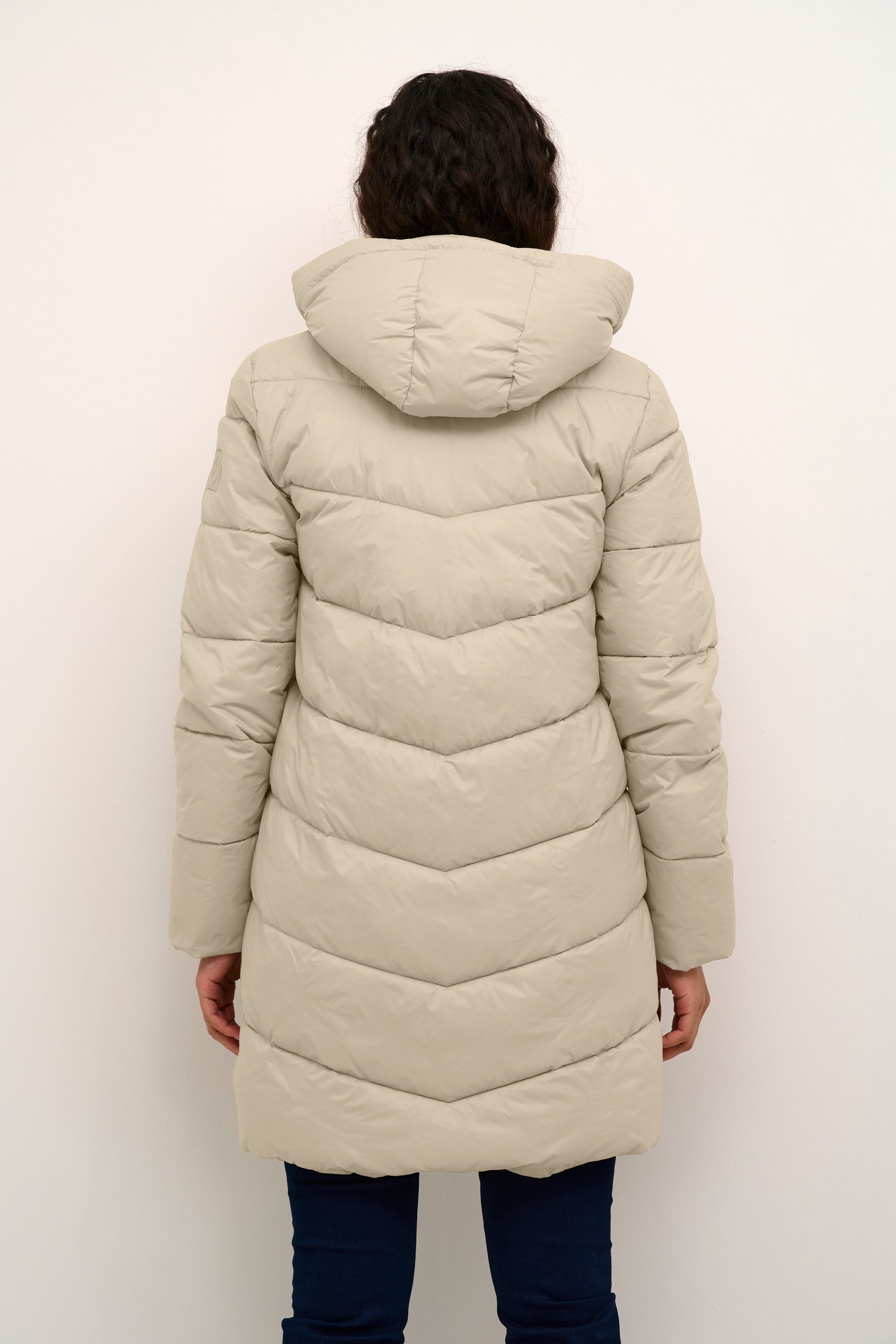 KAsusanne Coat LOOKBOOK BACK 10508810-151305