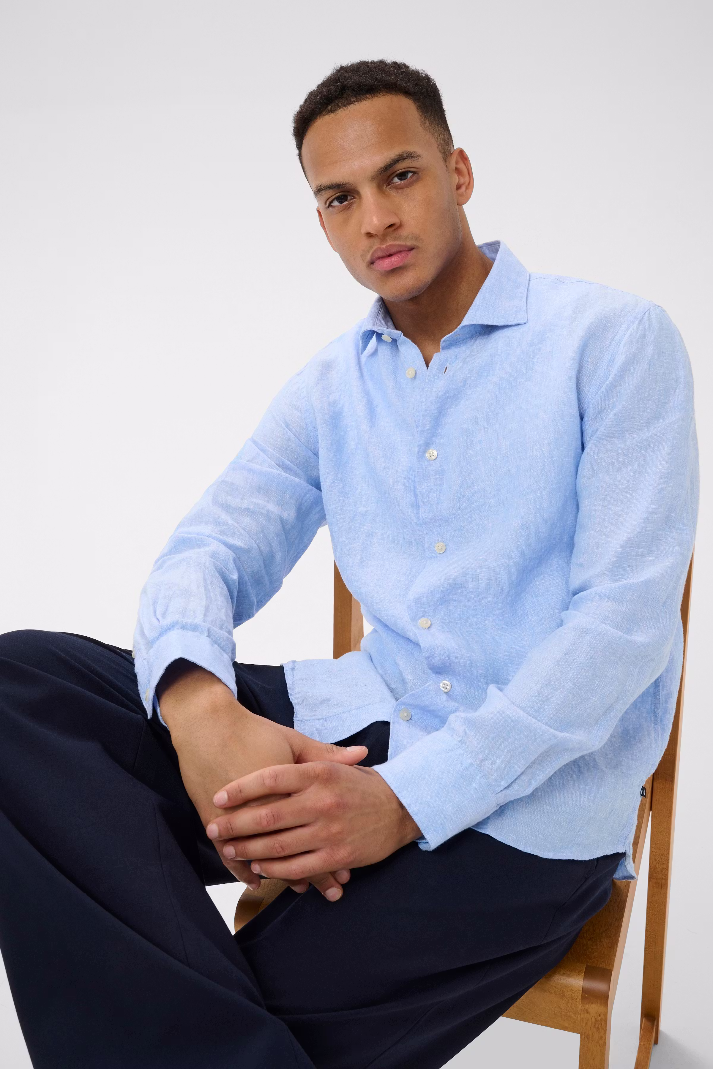 MAmarc Leinenhemd LOOKBOOK FRONT 30205841-154030