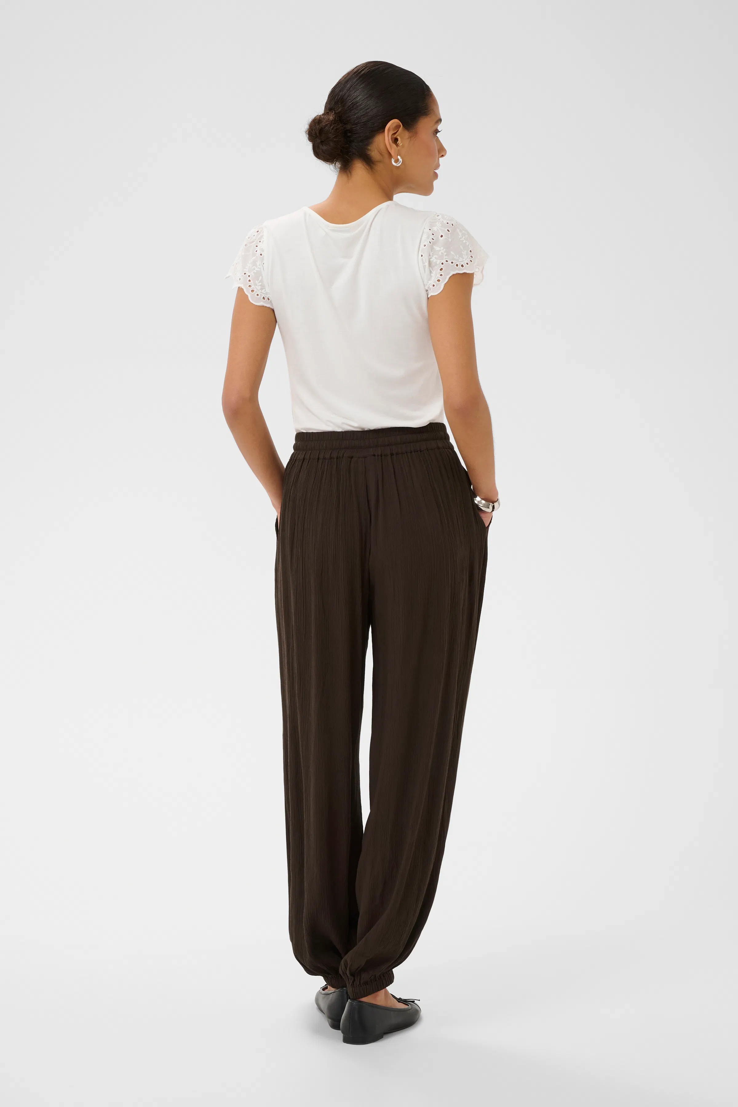 KAmeredith Bukser LOOKBOOK BACK 10512425-190915