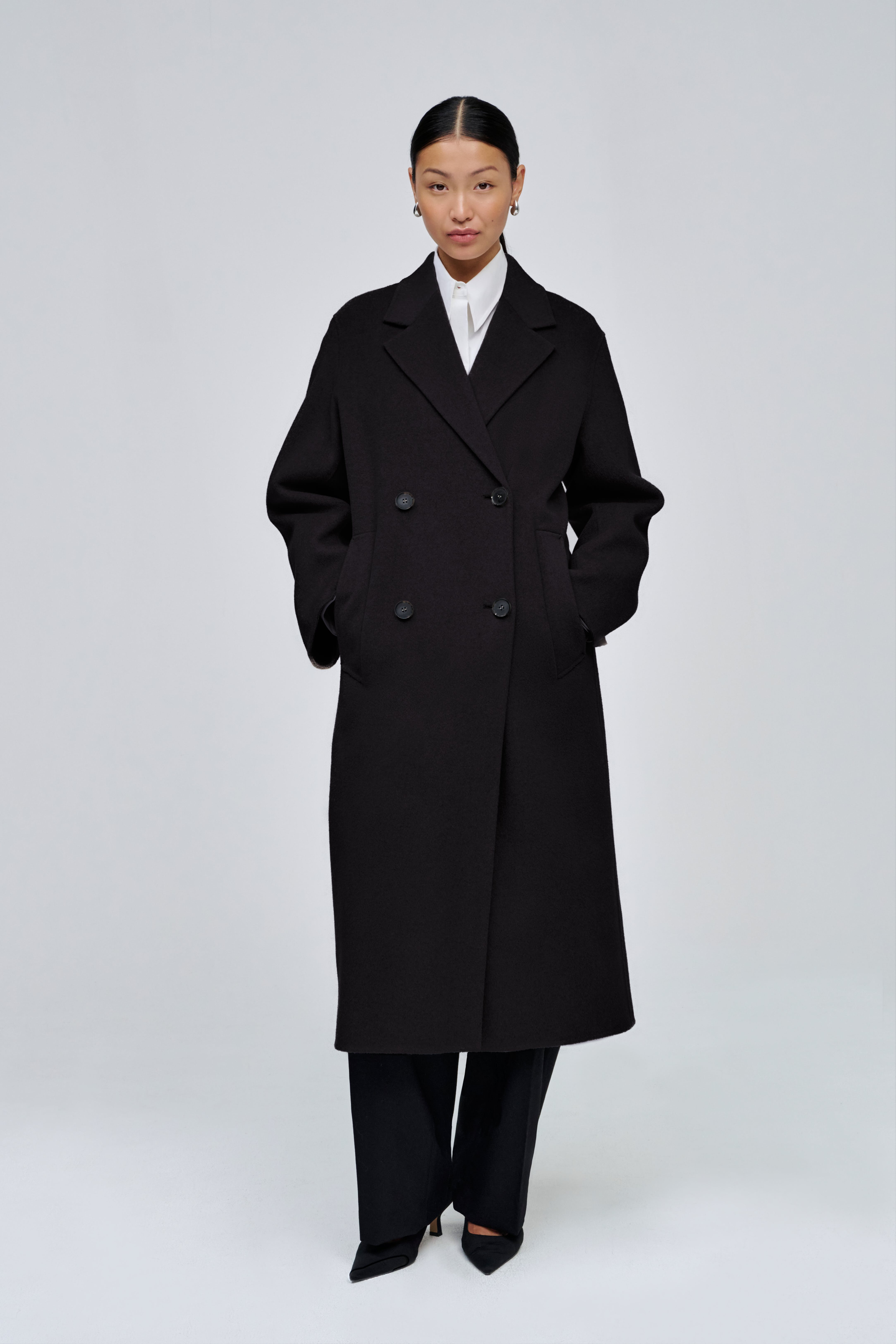 IOClara Coat LOOKBOOK FRONT 30600092-GY938