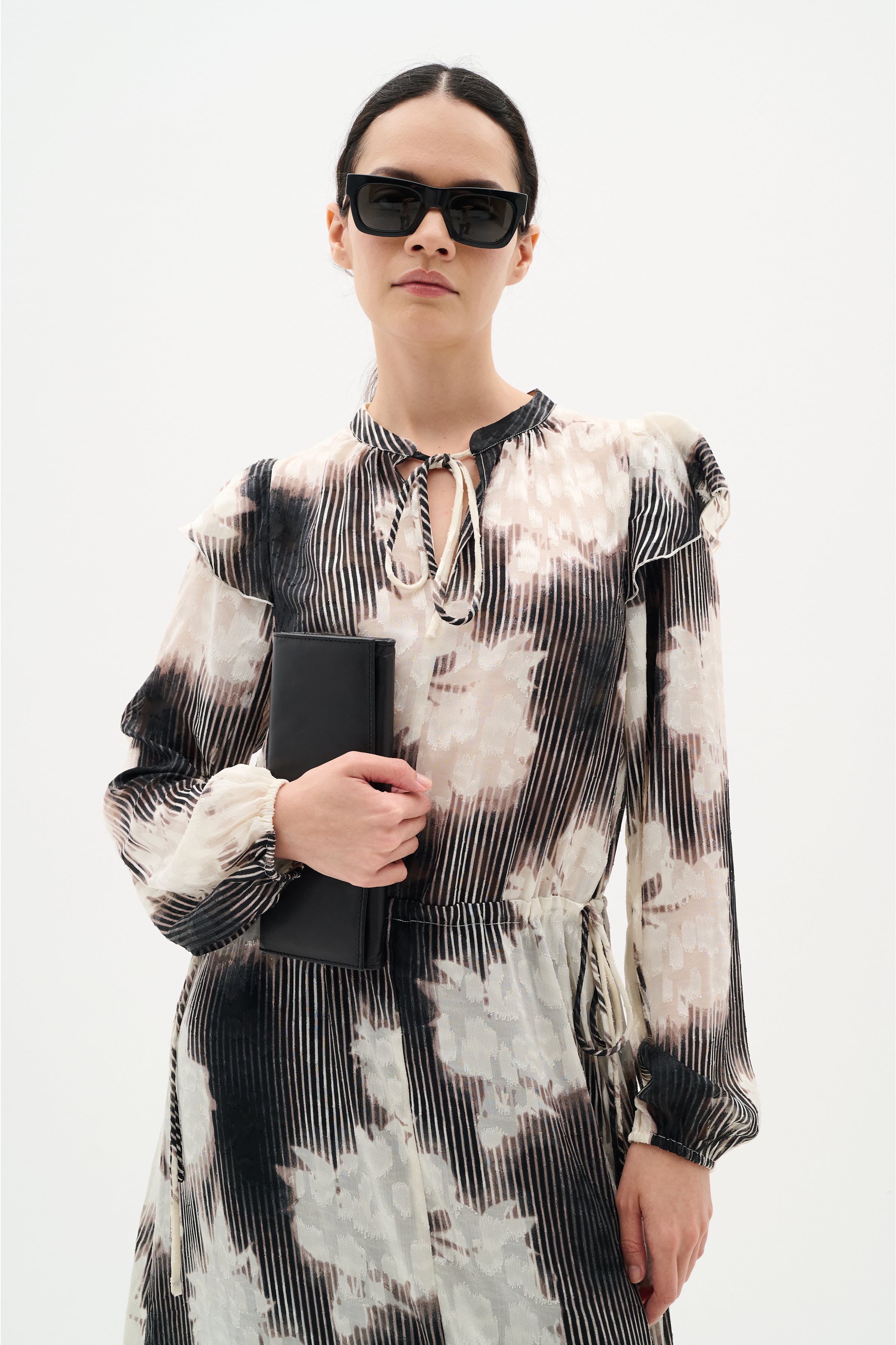 CielleIW Jurk LOOKBOOK FRONT 30110493-303573