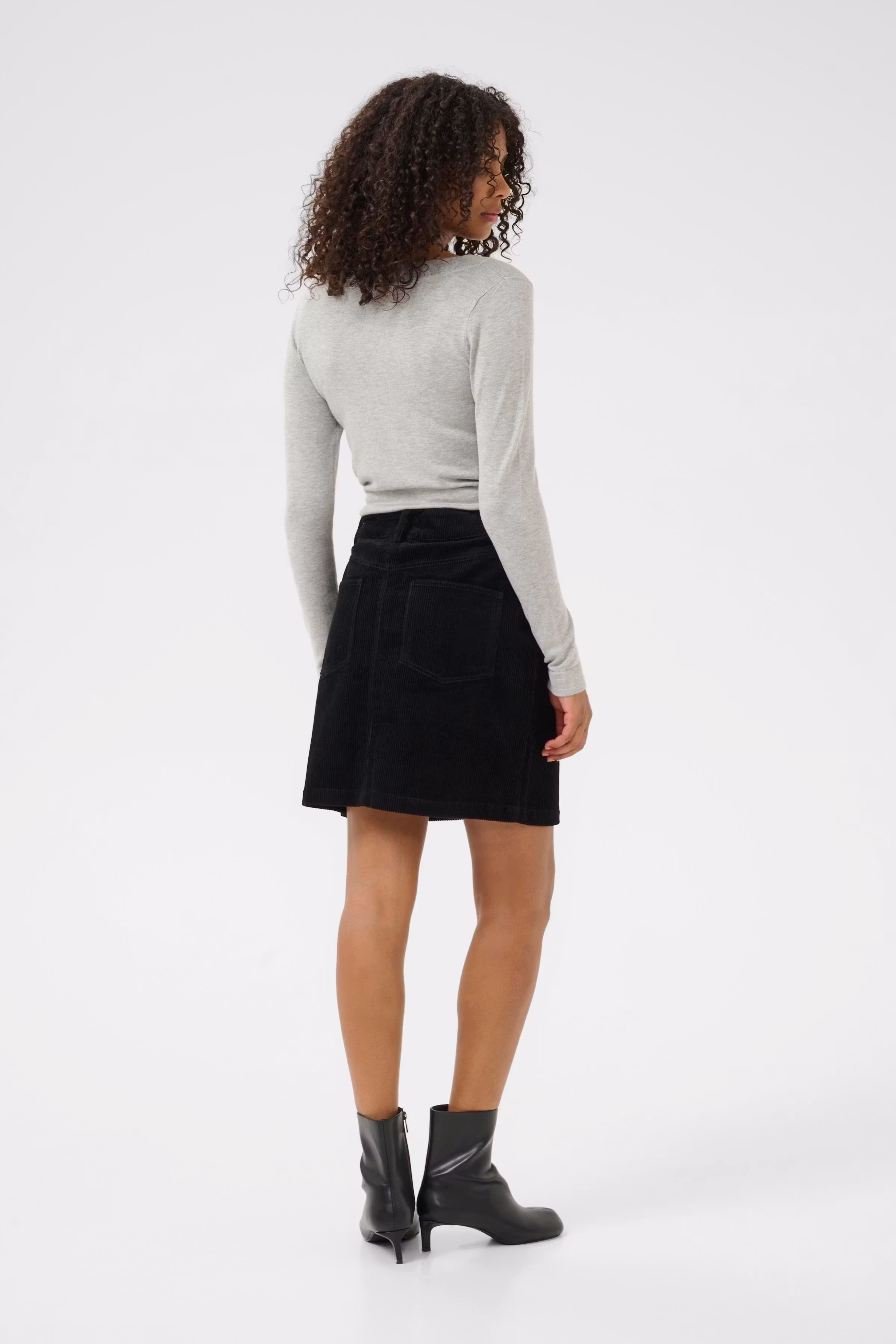 KAlizza Pullover LOOKBOOK BACK 10510844-100126