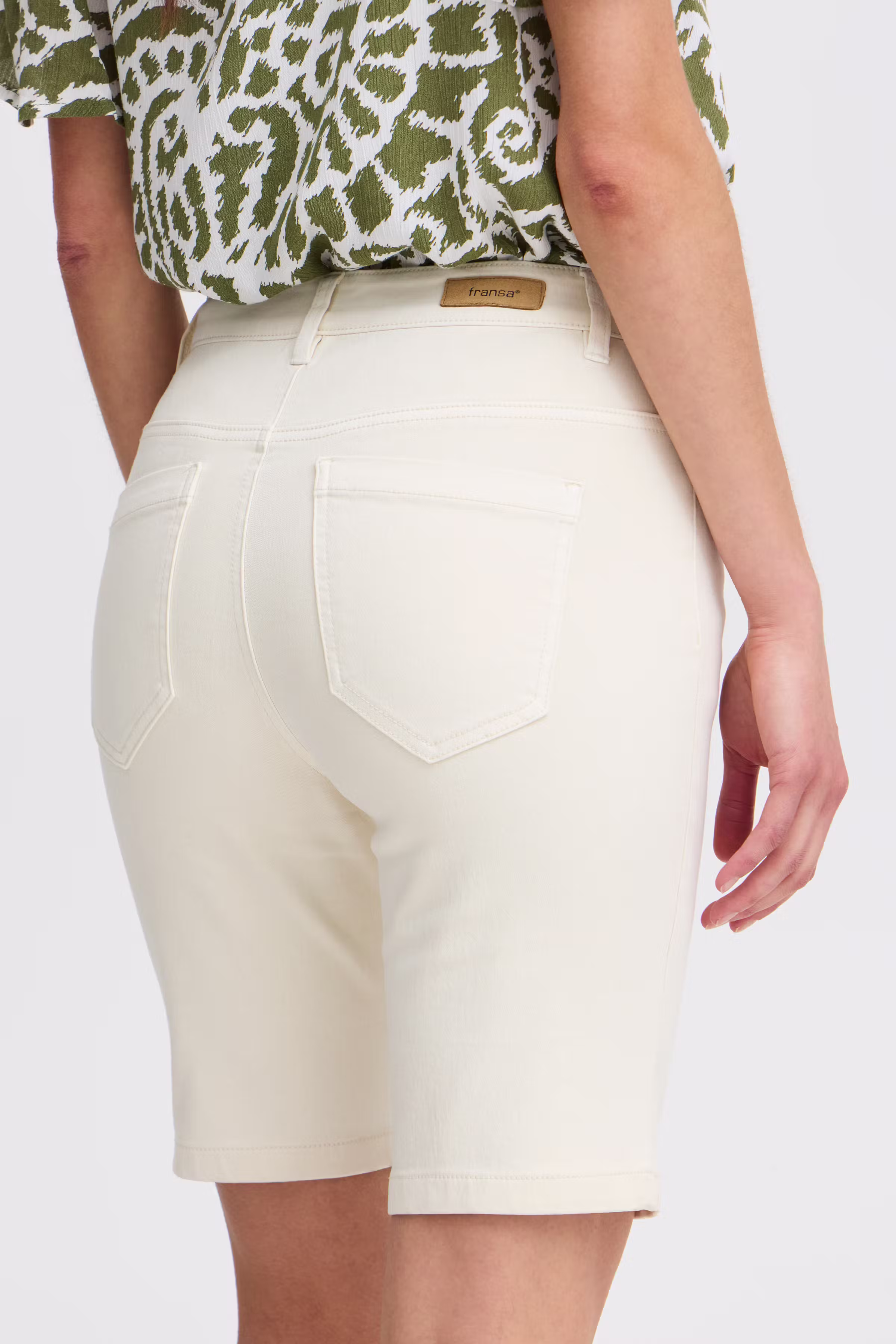 FRLUXE Jeans LOOKBOOK DETAIL 20614450-120602