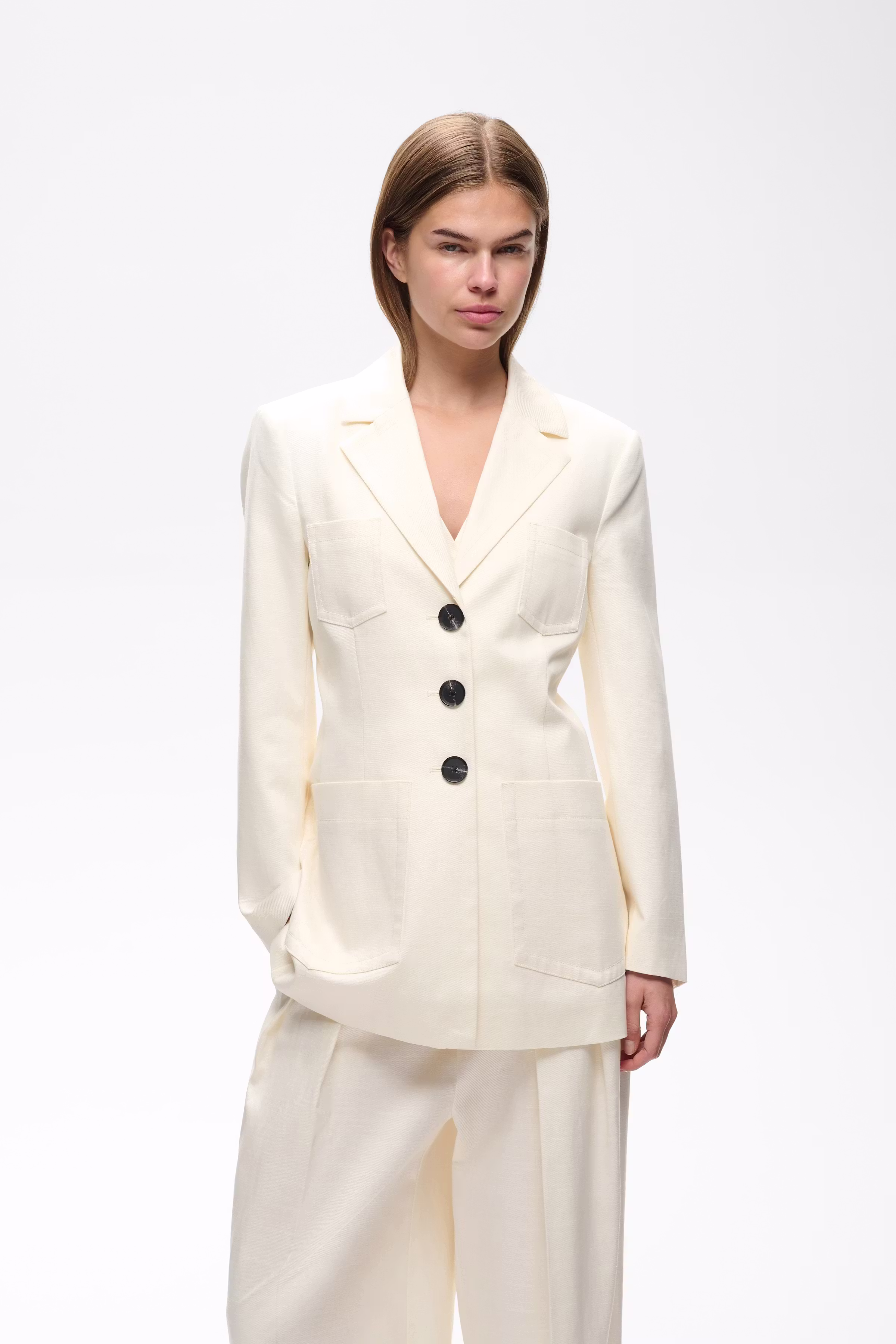 QUENTAIW Blazer LOOKBOOK FRONT 30112662-120601