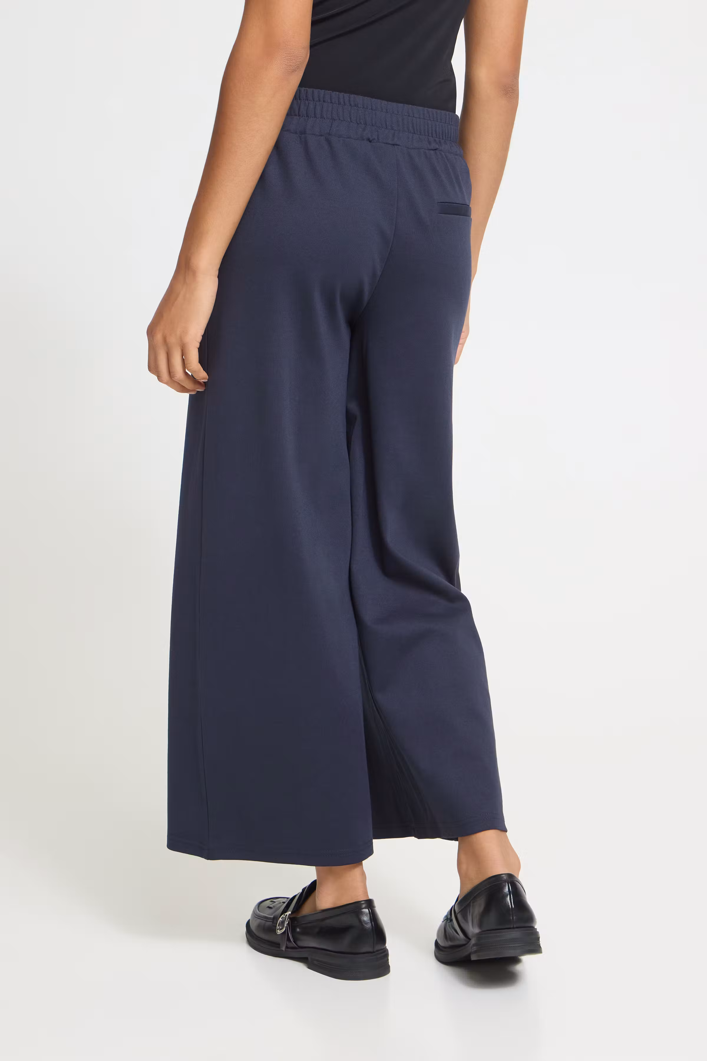 IHKATE WIDE Trousers LOOKBOOK BACK 20116301-194010