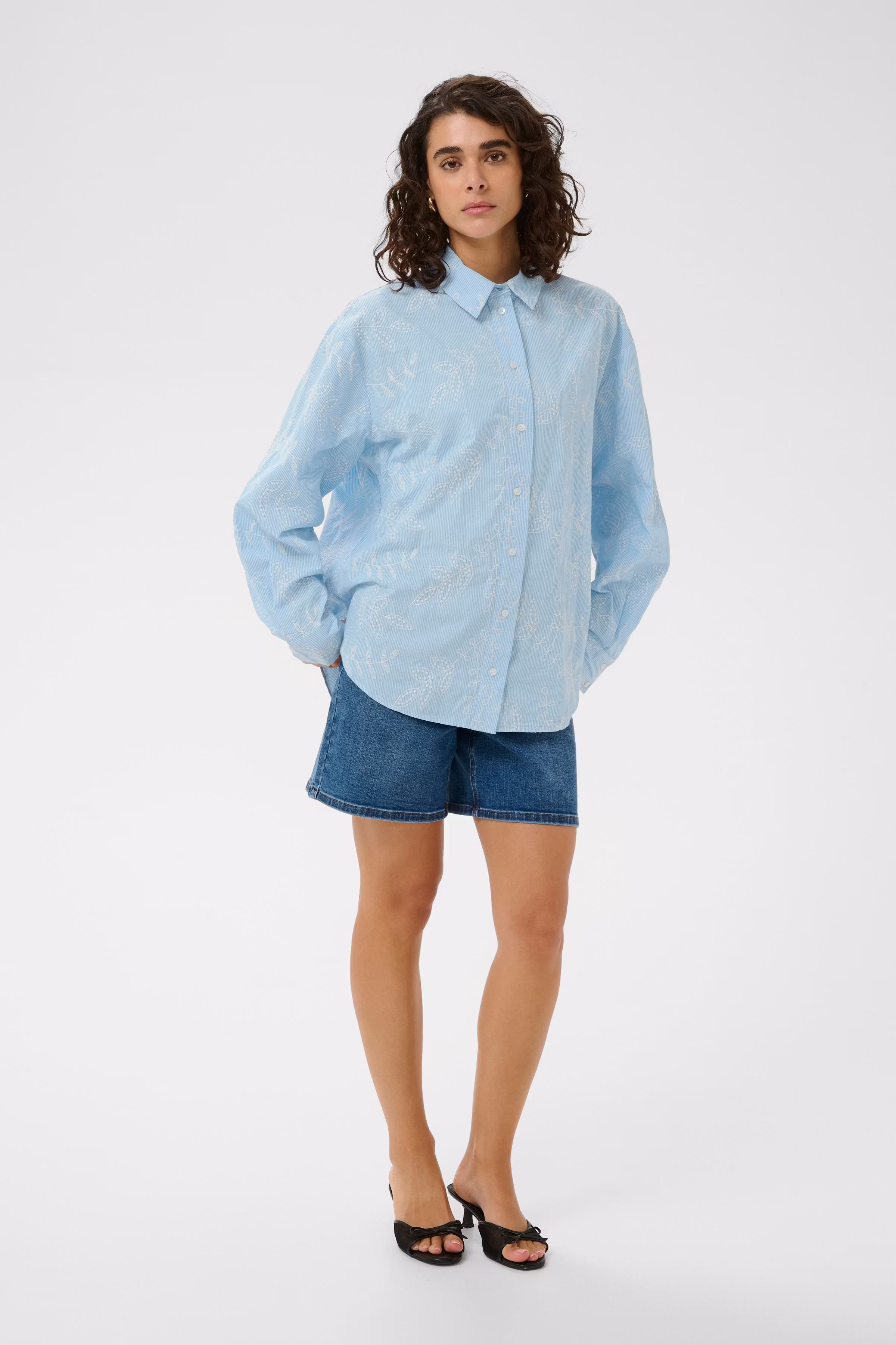 KAmarlee Skjorta LOOKBOOK FRONT 10511312-109007