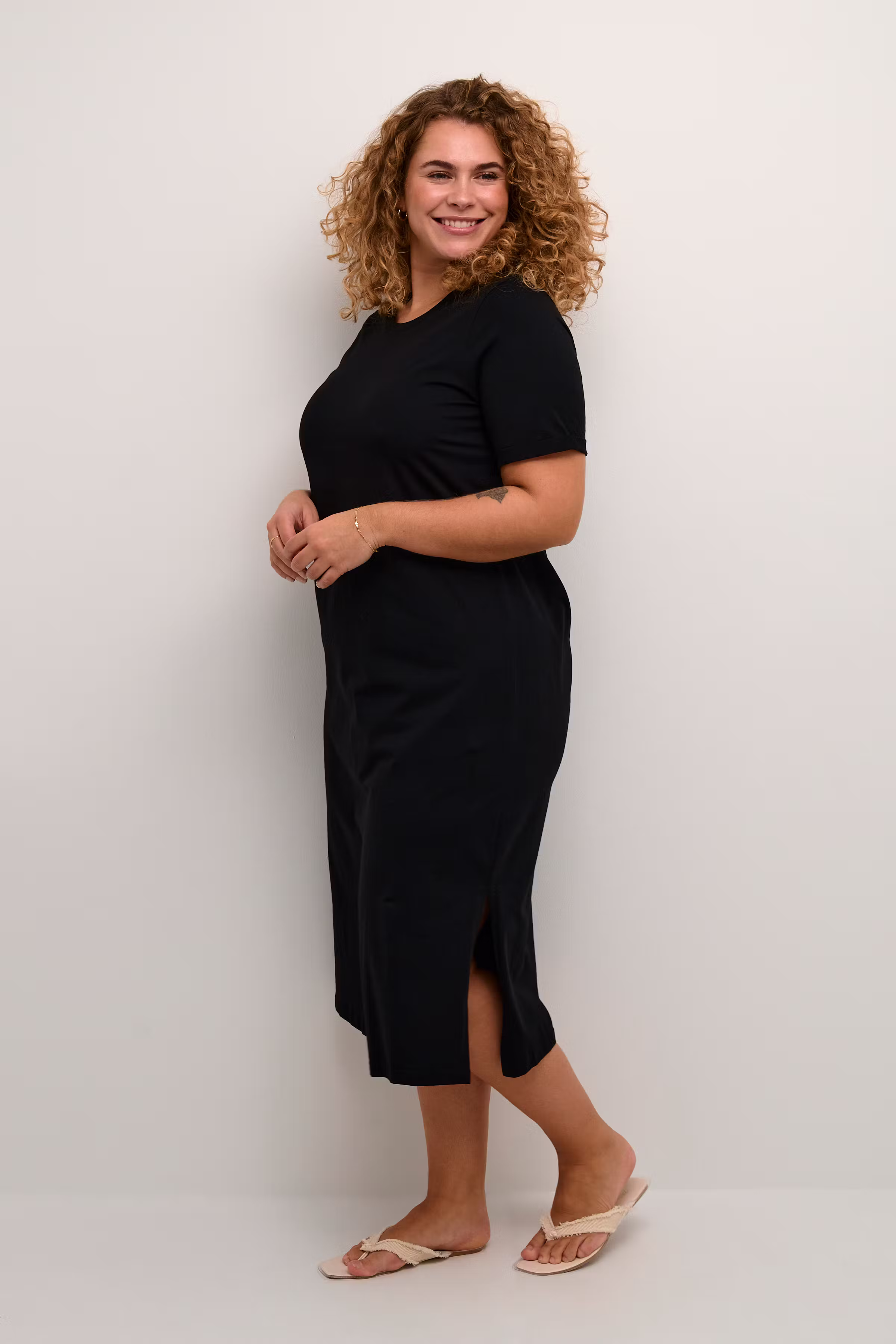 KCcaline Kleid LOOKBOOK FRONT 10581037-100121