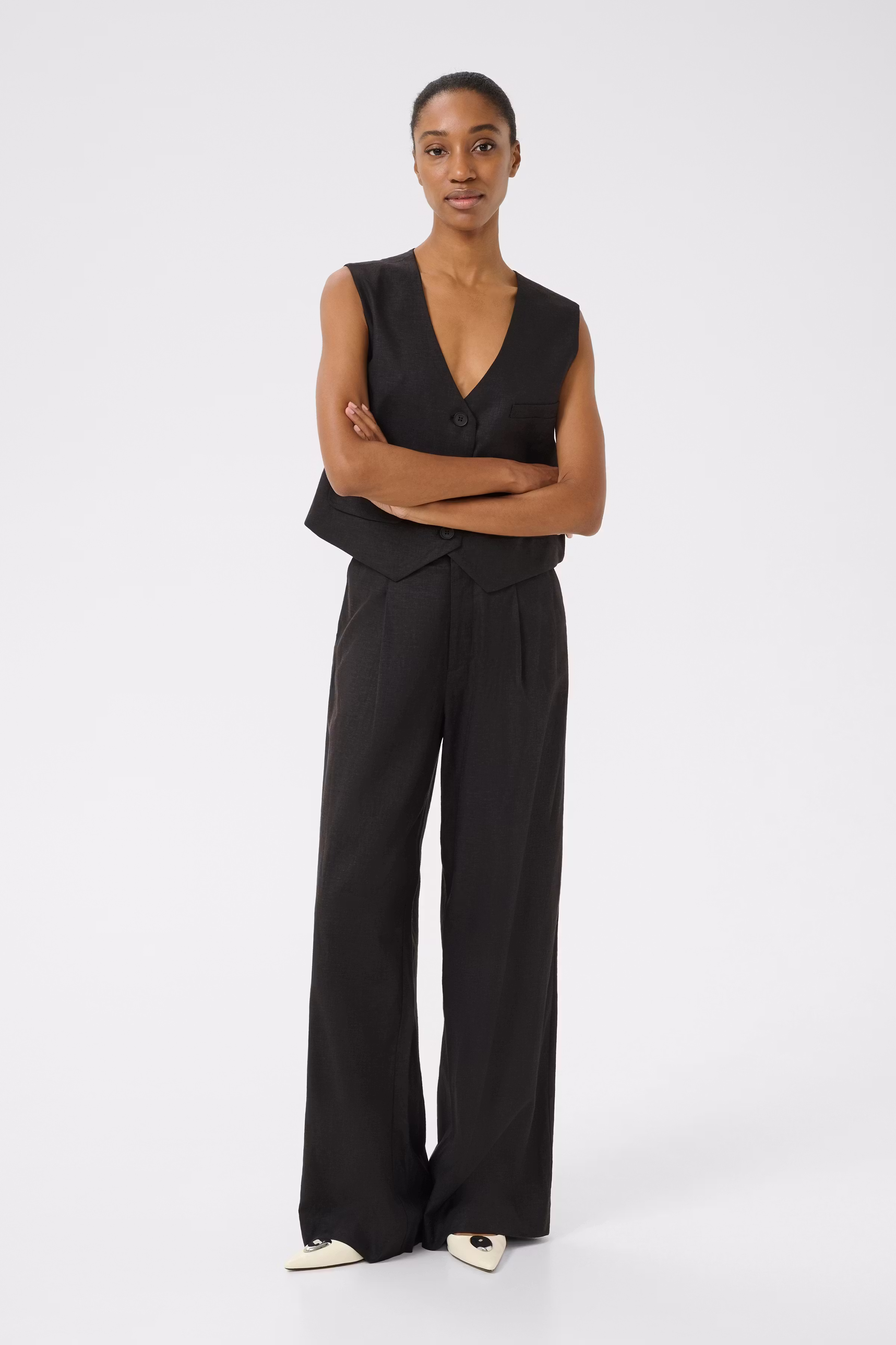 ElarahGZ Waistcoat LOOKBOOK FRONT 10909831-100017