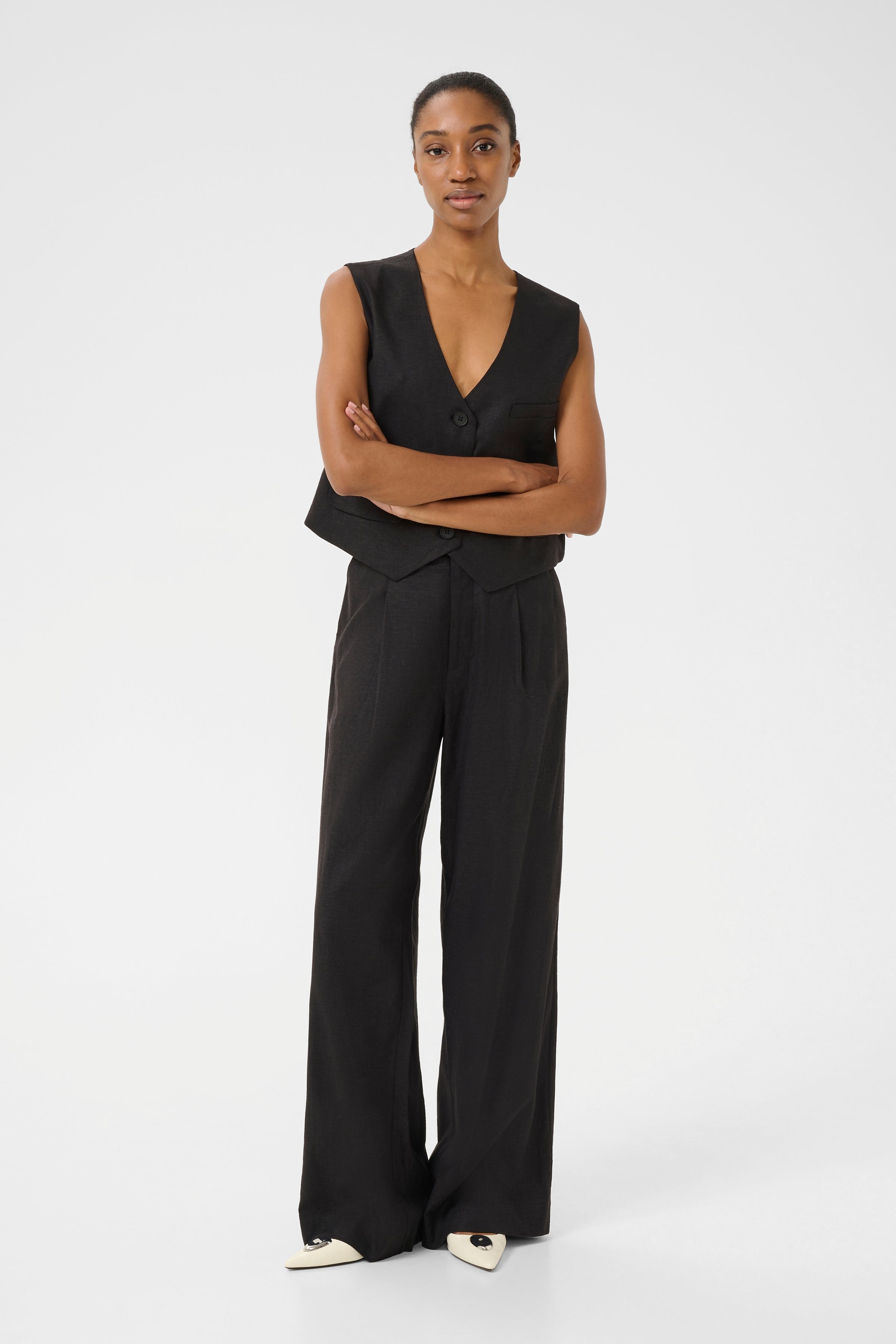 ElarahGZ Waistcoat LOOKBOOK FRONT 10909831-100017