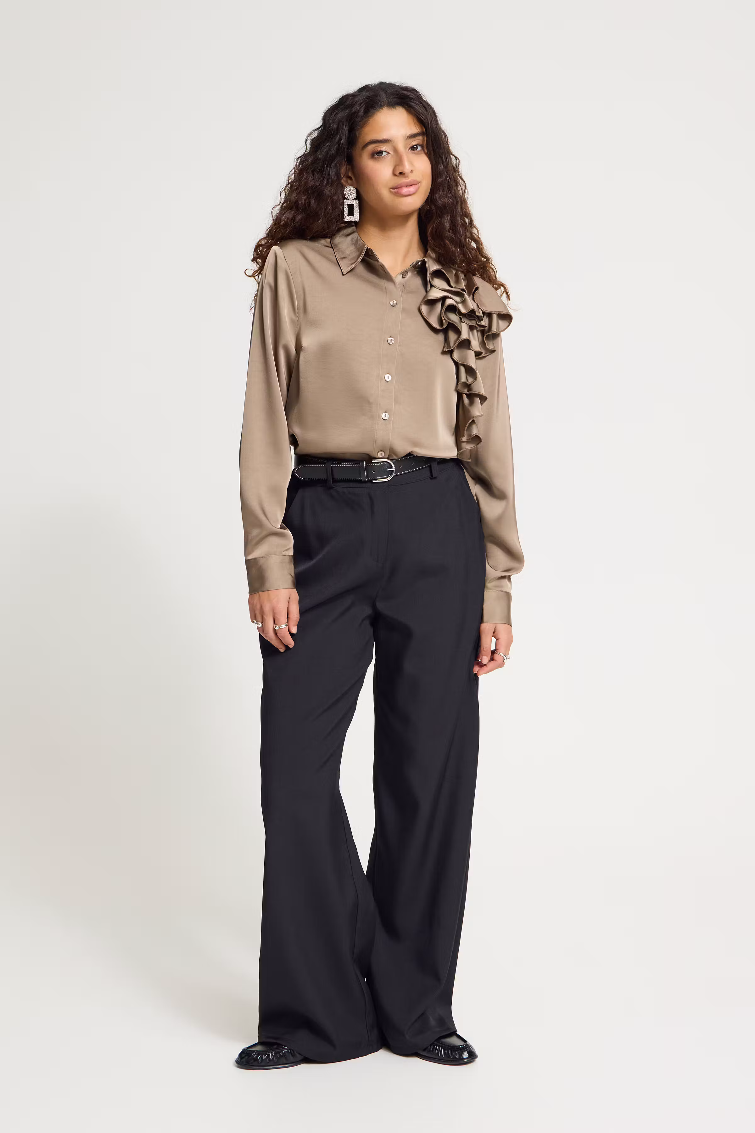 SBXGLORIUS Bukser LOOKBOOK FRONT 22101224-190303