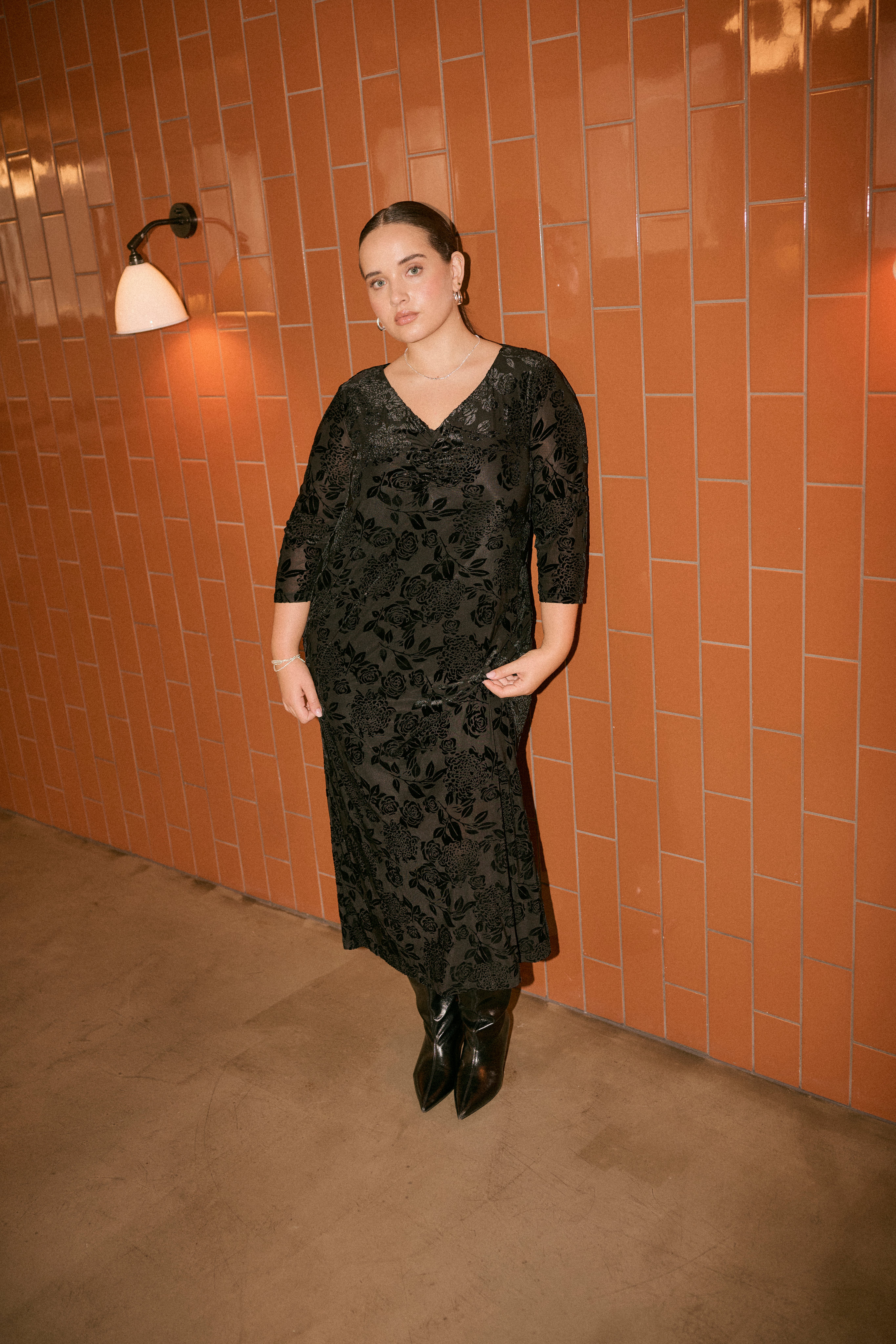 KCrosie Dress LOCATION NONE 10583848-106822