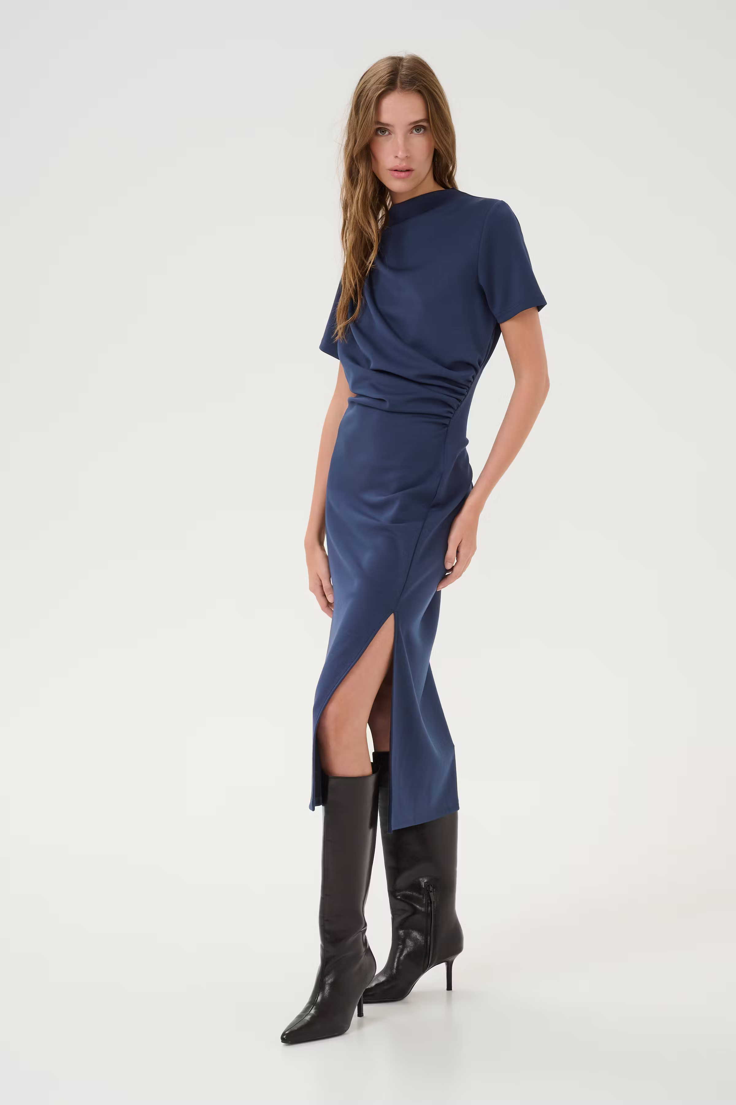 HelleMW Jurk LOOKBOOK FRONT 10704884-103565