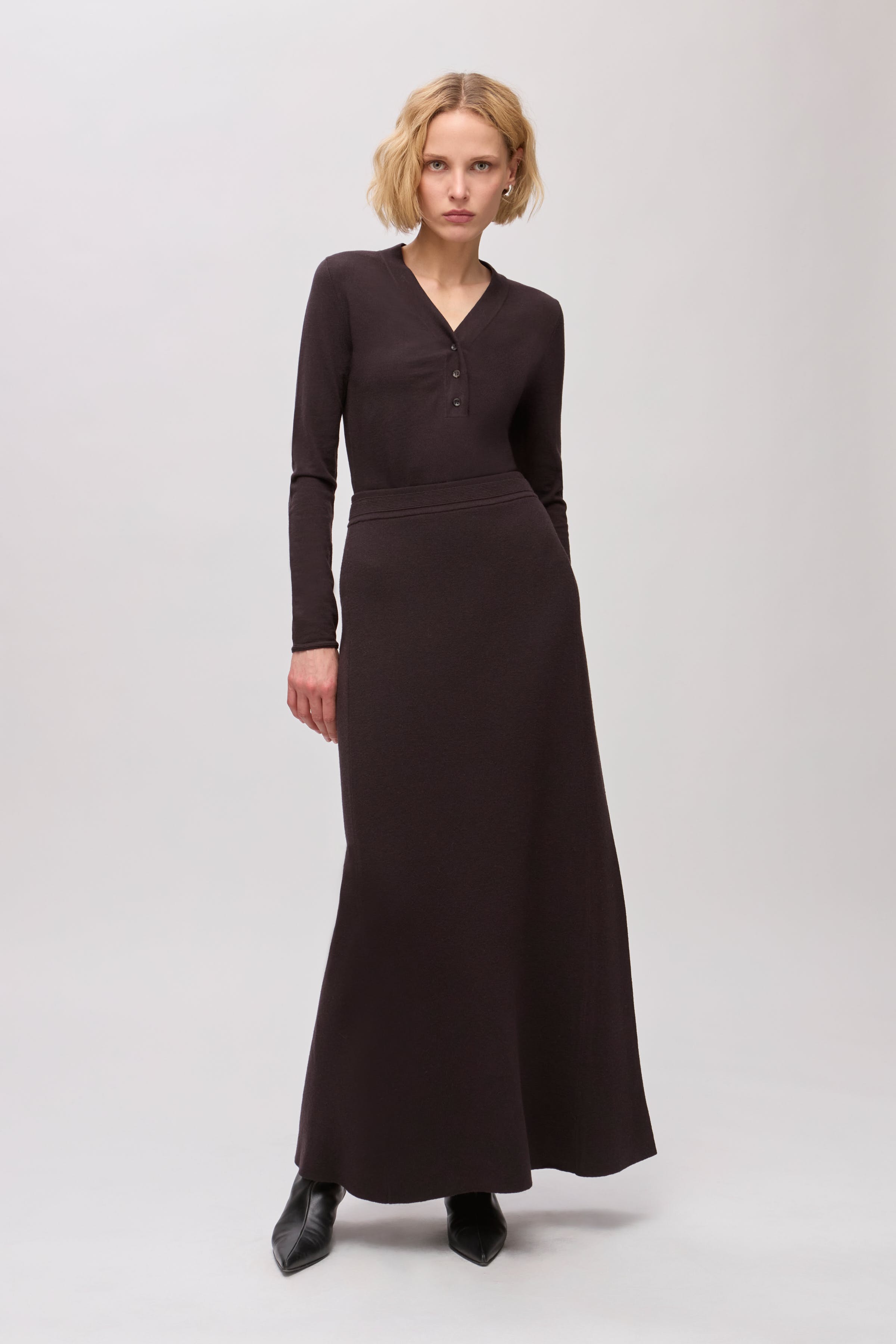 IOFinna Body LOOKBOOK FRONT 30600121-BR291