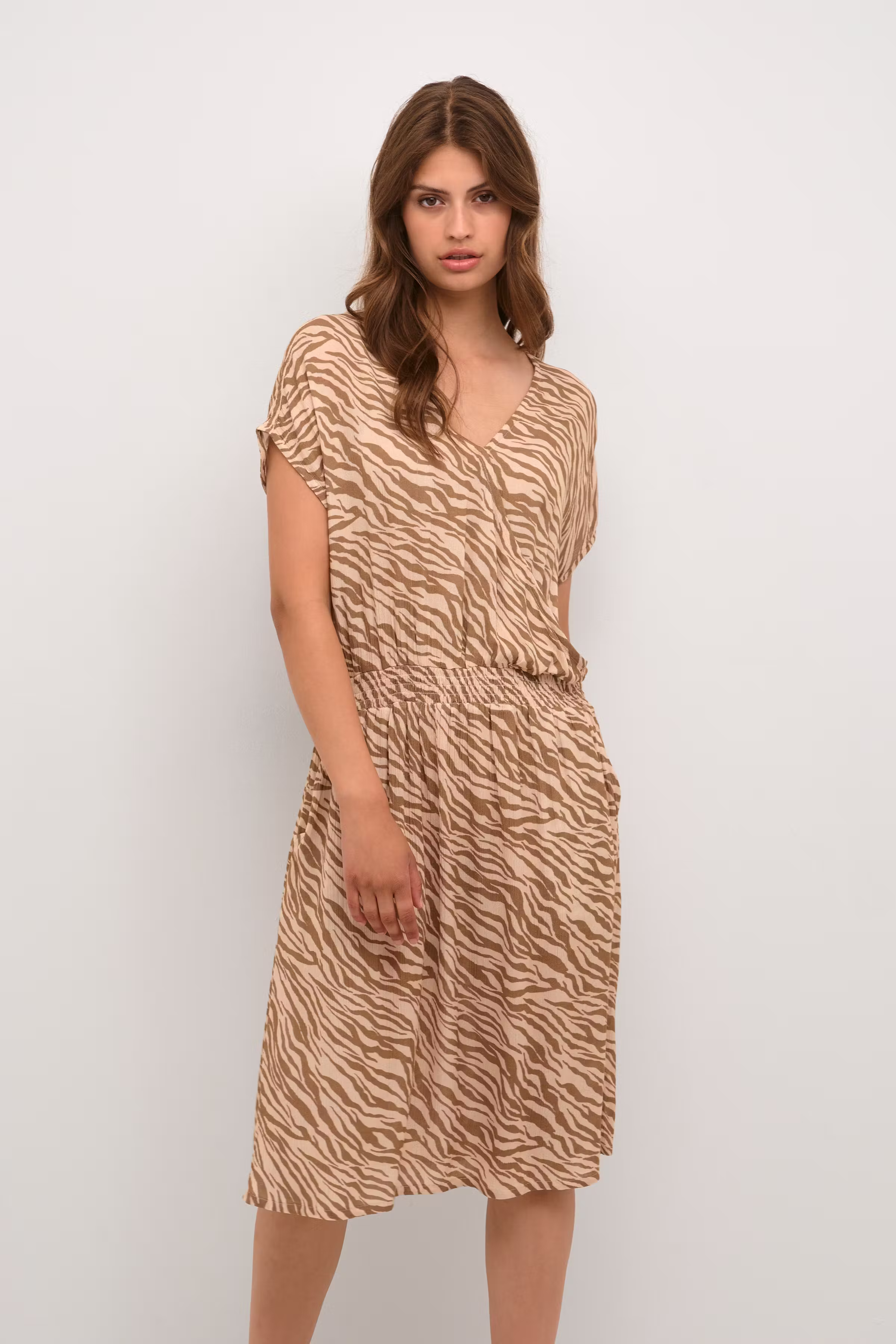 KAjenn Kjole LOOKBOOK FRONT 10507269-105956