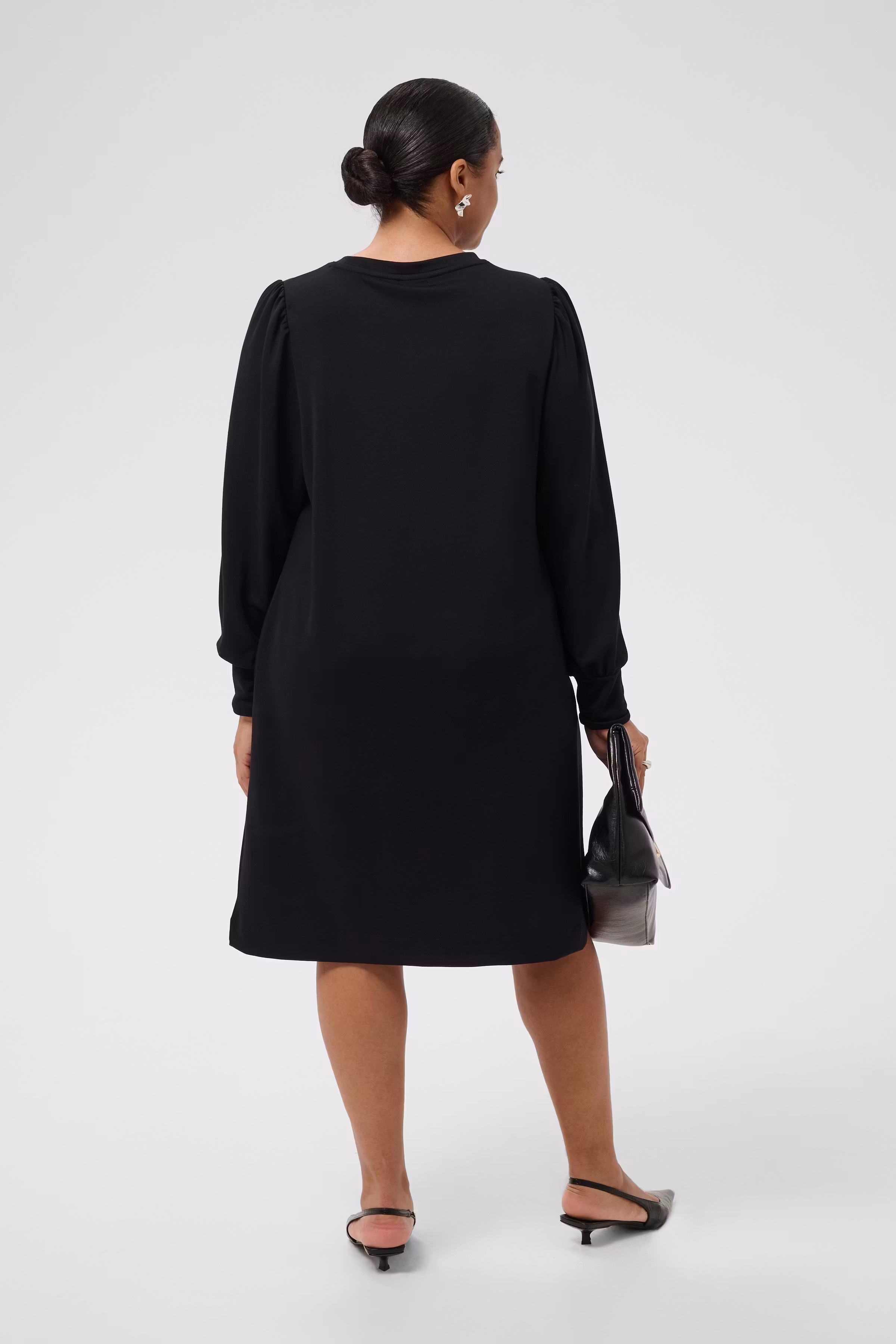 KCannia Kleid LOOKBOOK BACK 10584422-100121