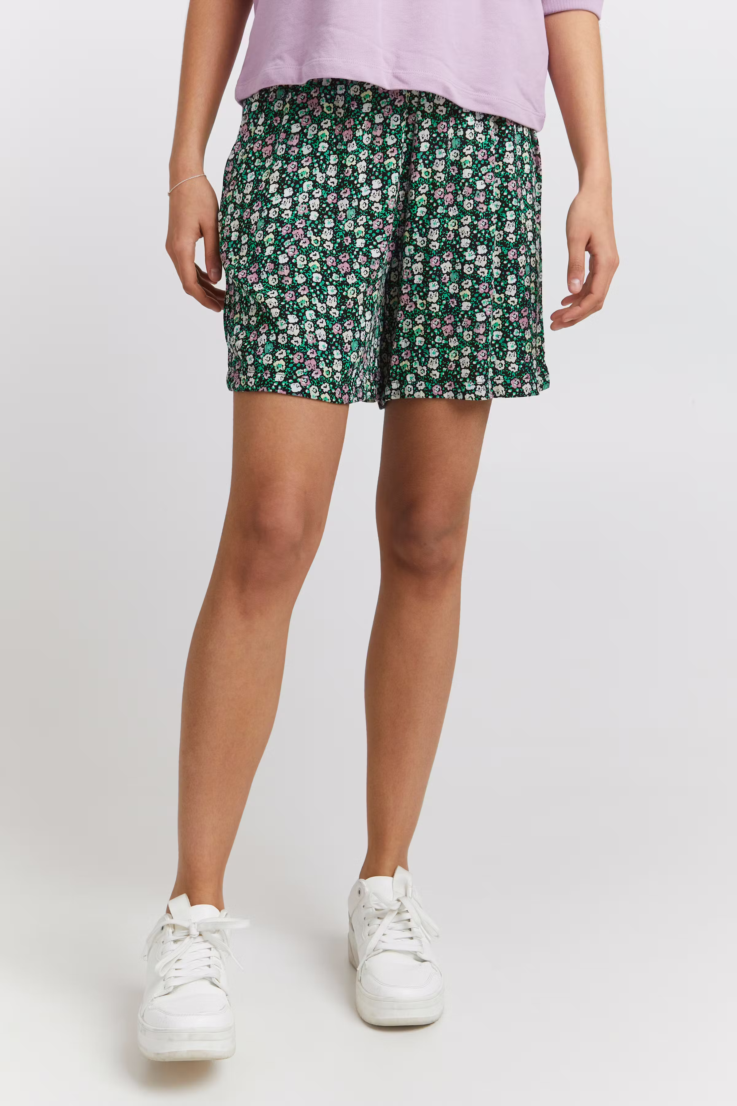 IHMARRAKECH Shorts LOOKBOOK FRONT 20116175-201183