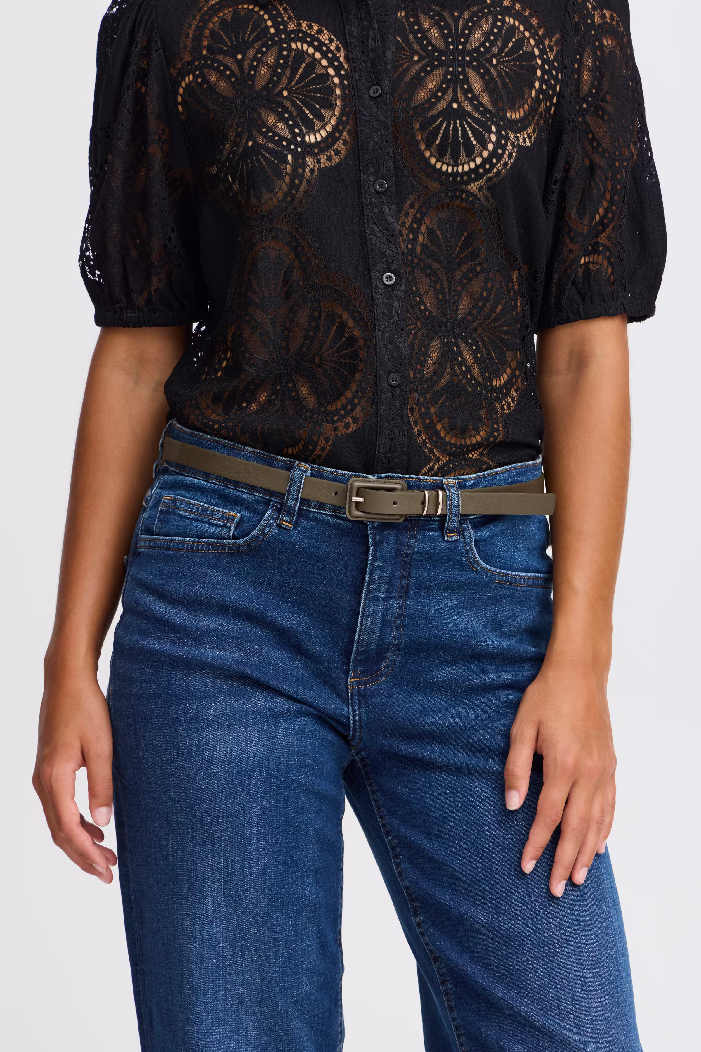 IAKAPIA Belt LOOKBOOK DETAIL 20121725-190414