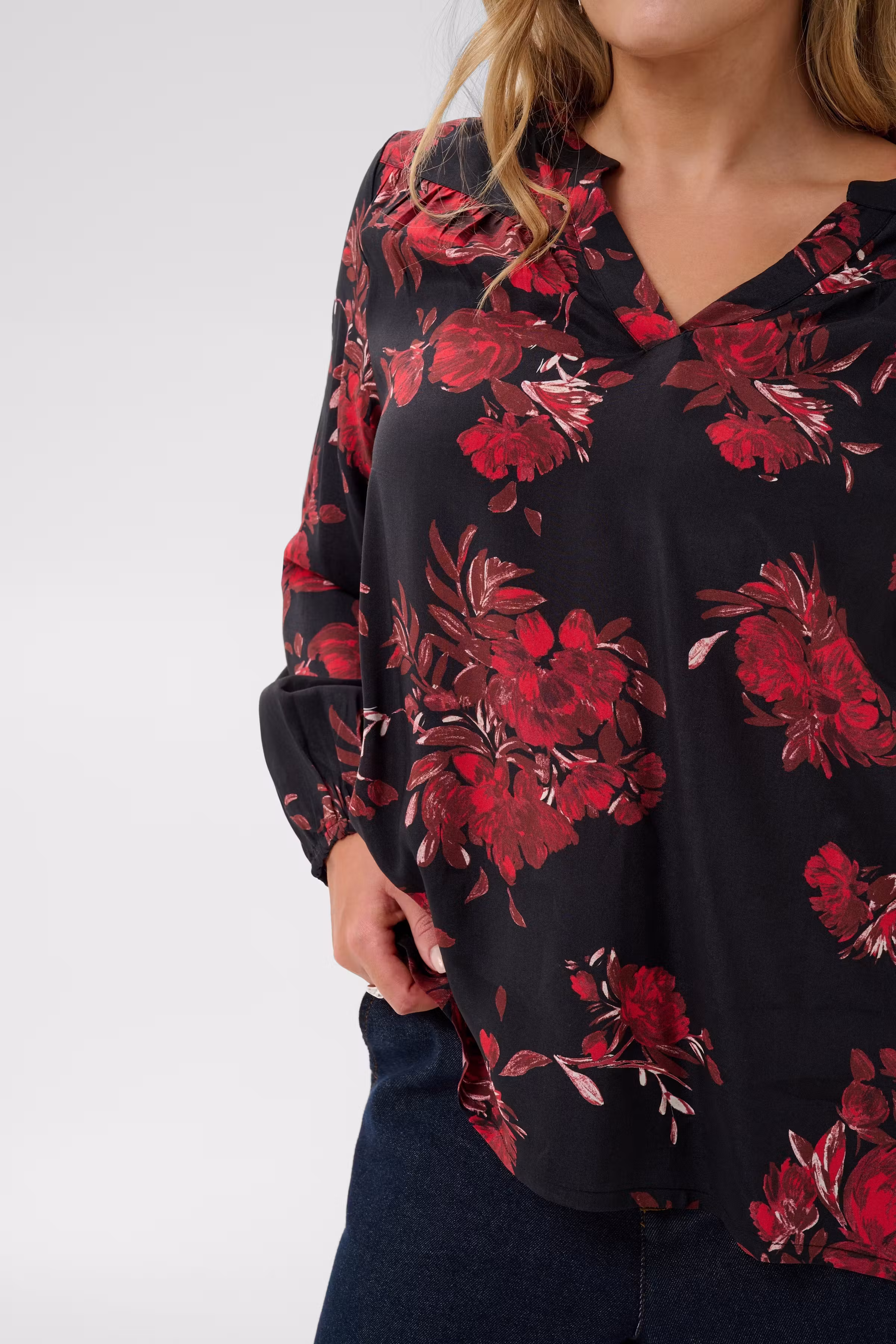 KChipe Bluse LOOKBOOK DETAIL 10584513-110077
