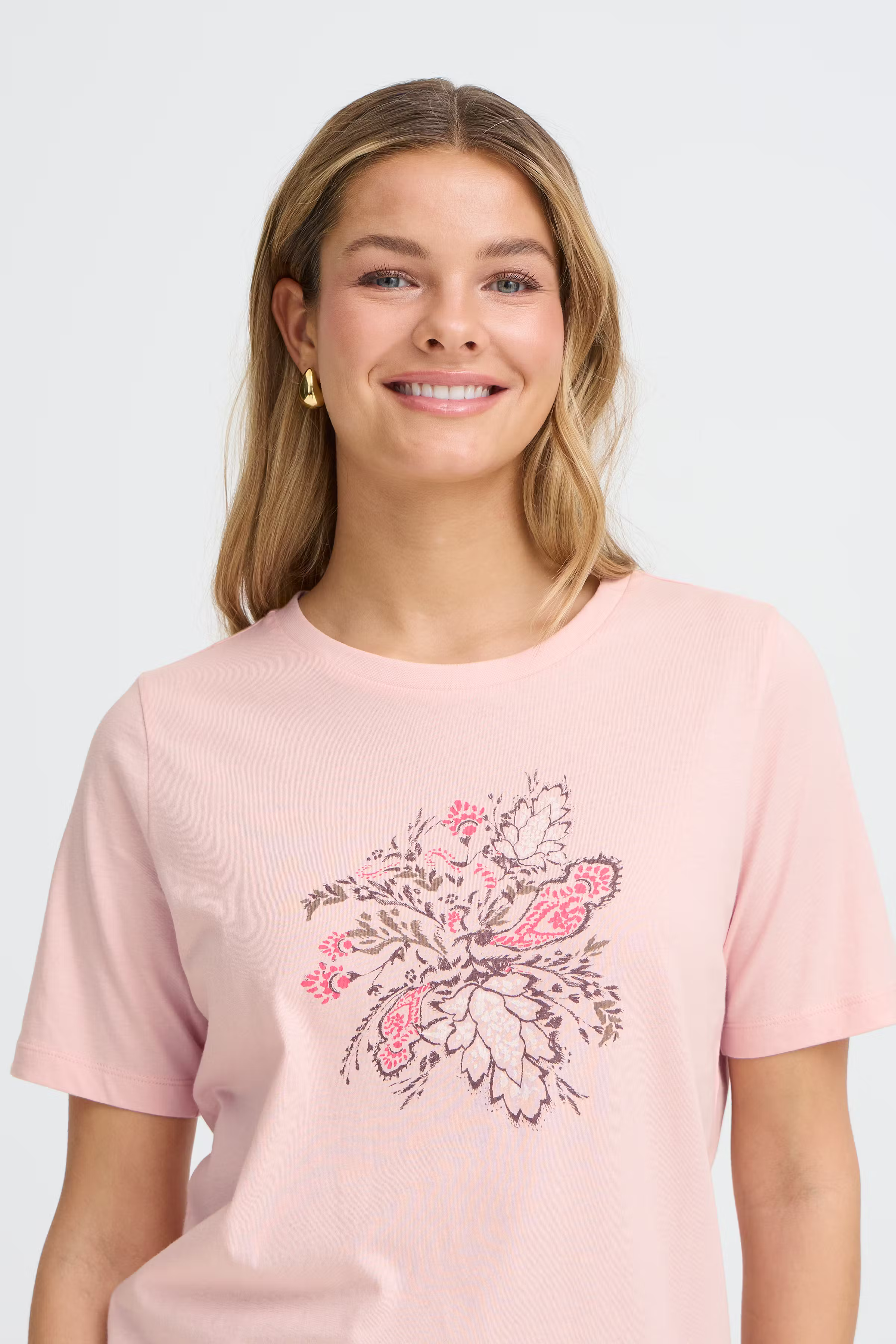FRFELICIA T-shirt LOOKBOOK DETAIL 20617656-900006199