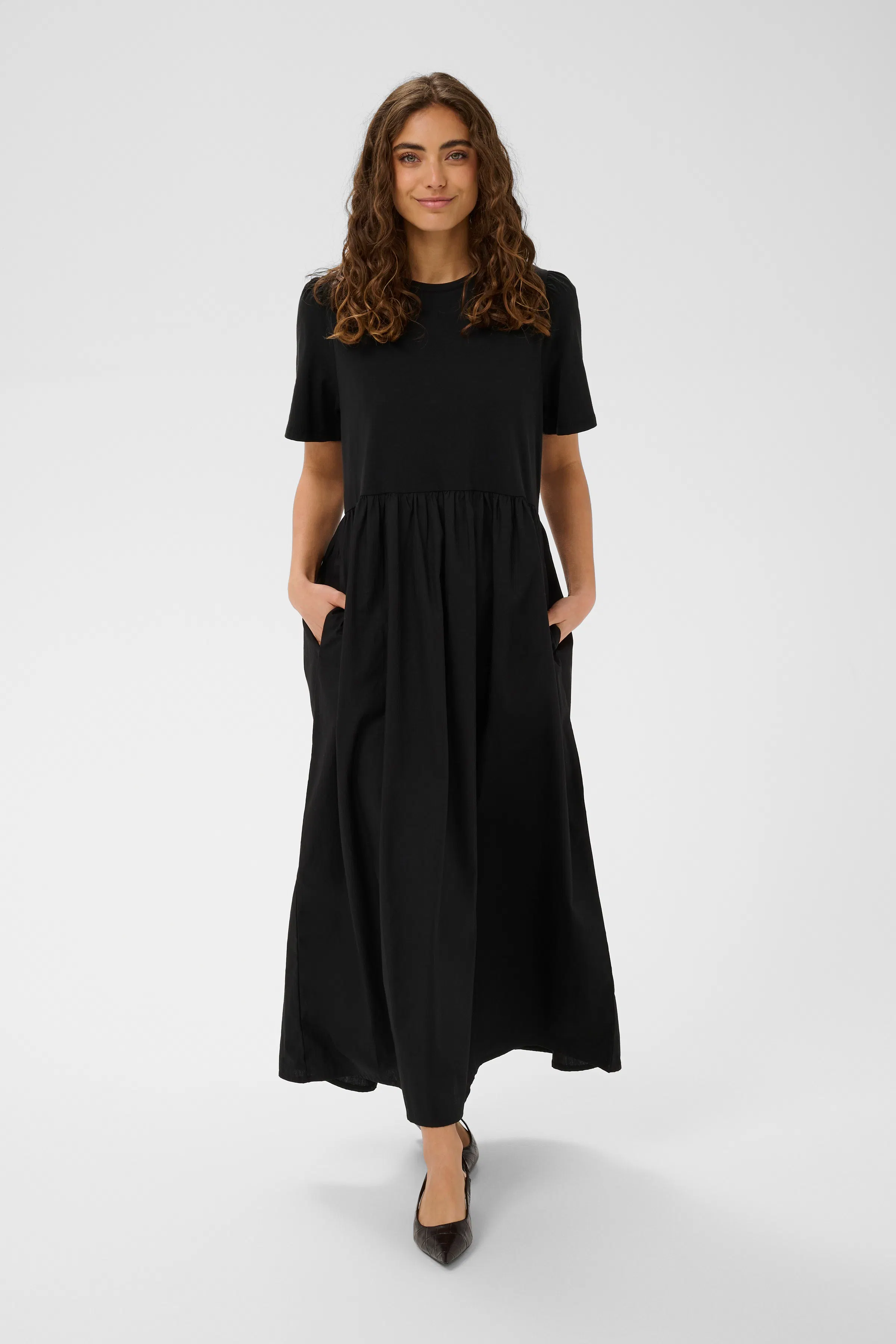 CUilisa Kjole LOOKBOOK FRONT 50113055-500012