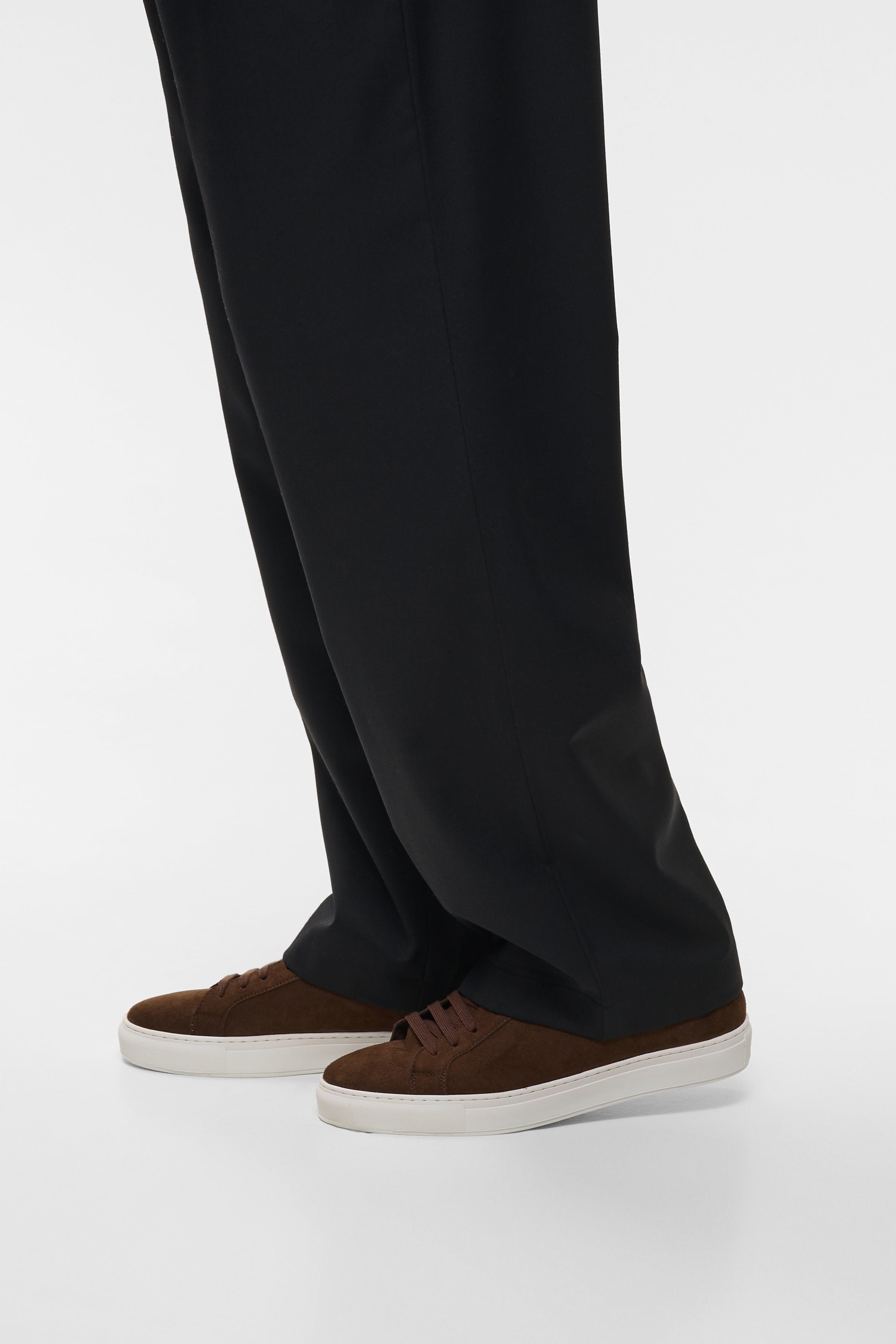 MAeaton Shoe LOOKBOOK FRONT 30209715-191103