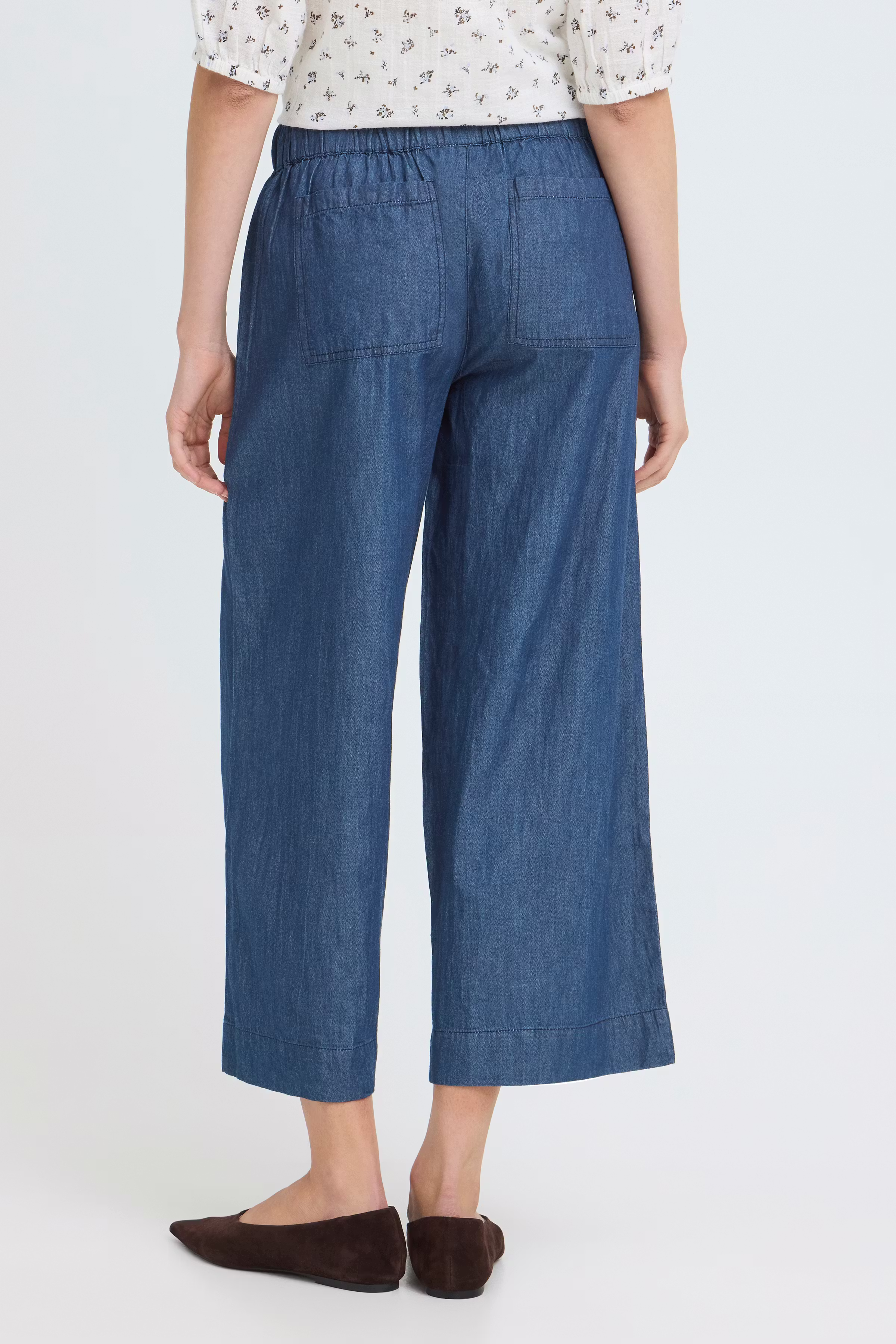 FRLARISSA Hose LOOKBOOK BACK 20617738-200988