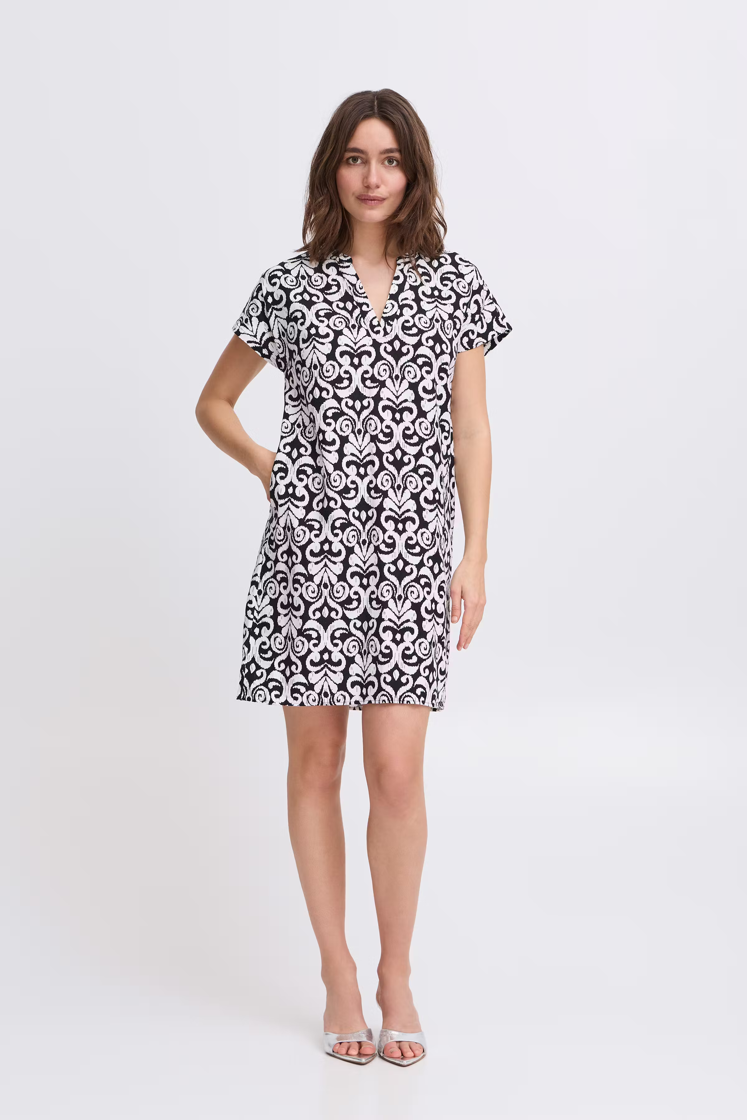 BYFALAKKA Dress LOOKBOOK FRONT 20811336-204544