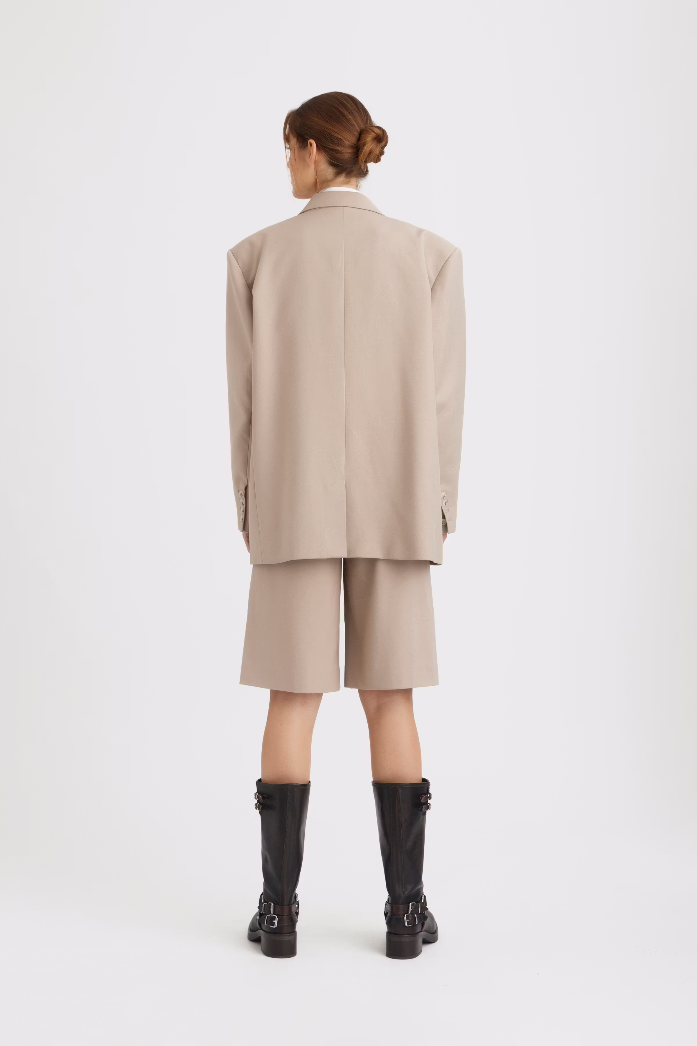 PaulaGZ Oversized blazer LOOKBOOK BACK 10907014-161305