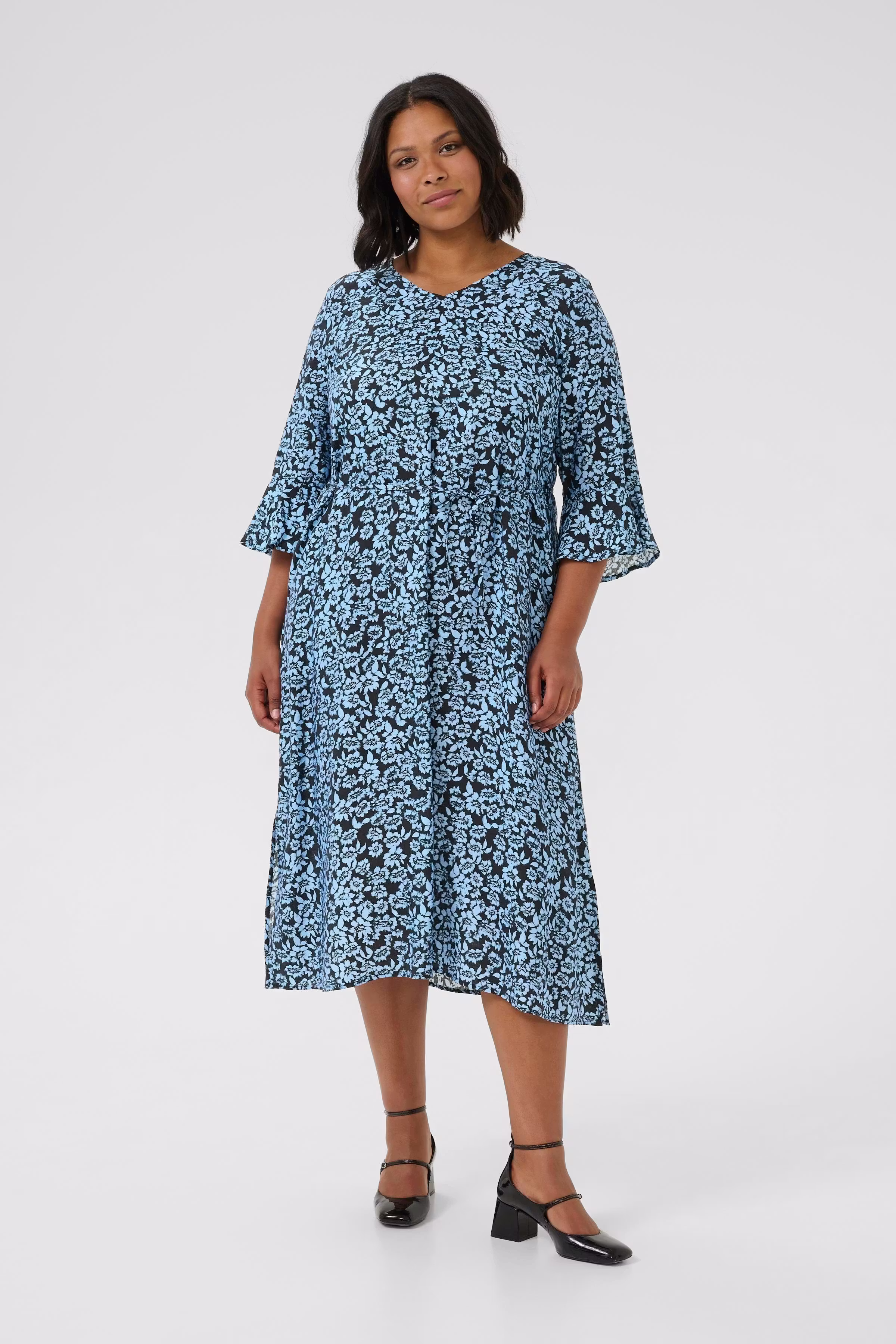 KCamina Kjole LOOKBOOK FRONT 10583443-107720