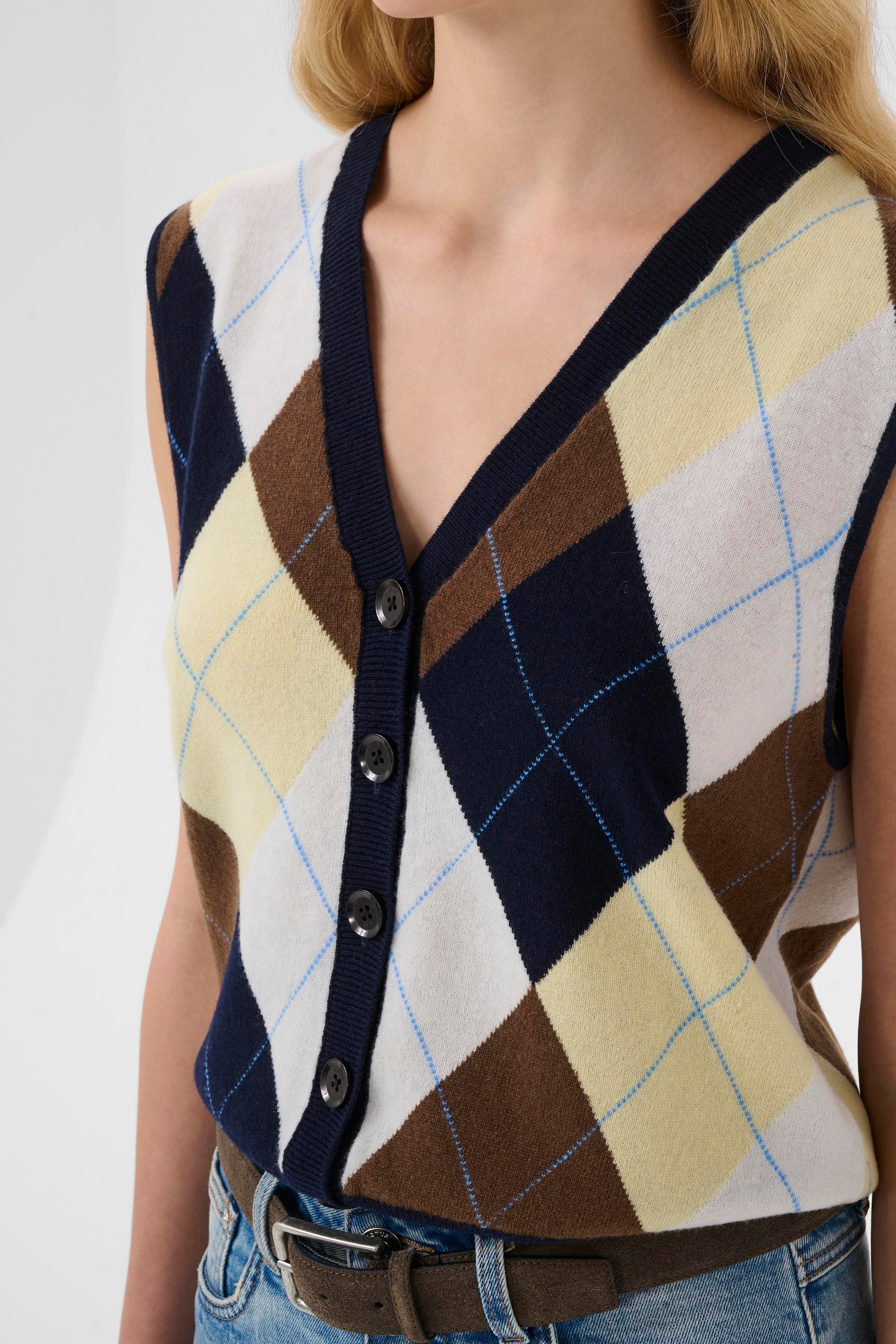 GZmanzi Vest LOOKBOOK DETAIL 10910839-108825