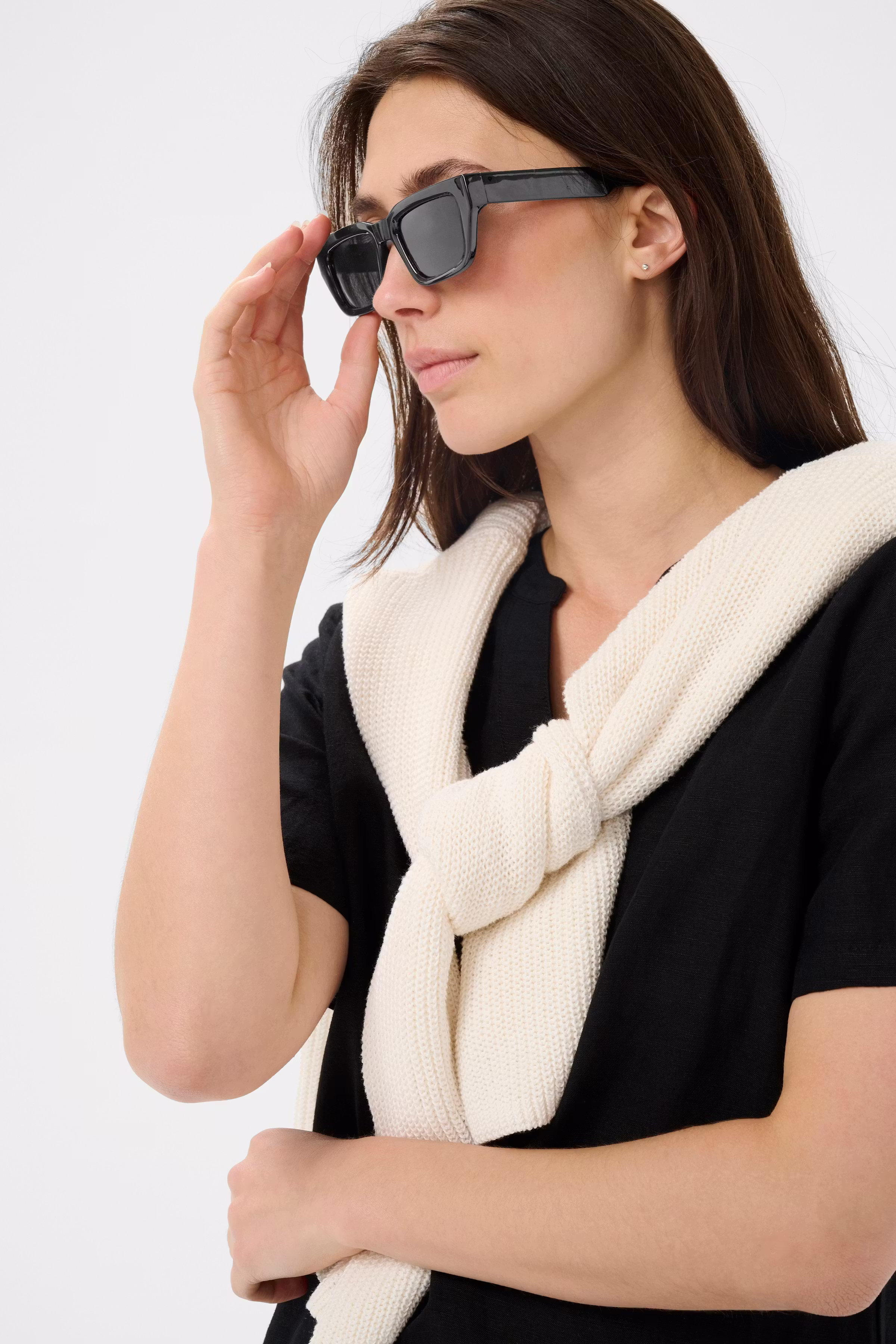 AdilePW Sunglasses LOOKBOOK DETAIL 30310328-194008