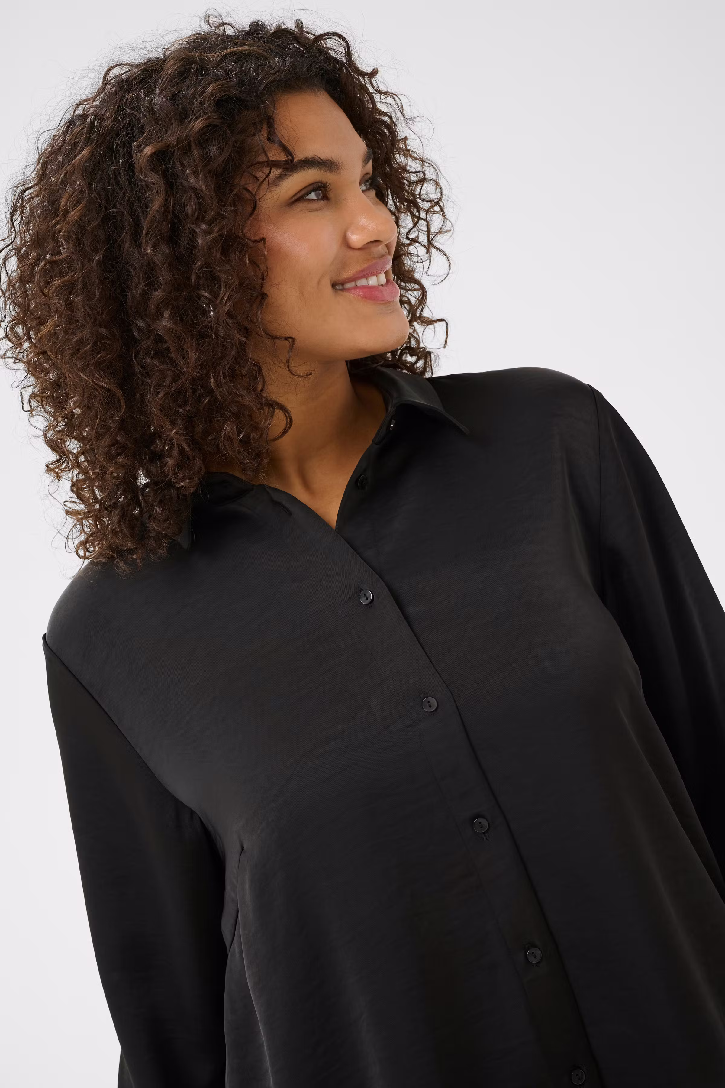 KCrora Skjorte LOOKBOOK DETAIL 10583999-100121