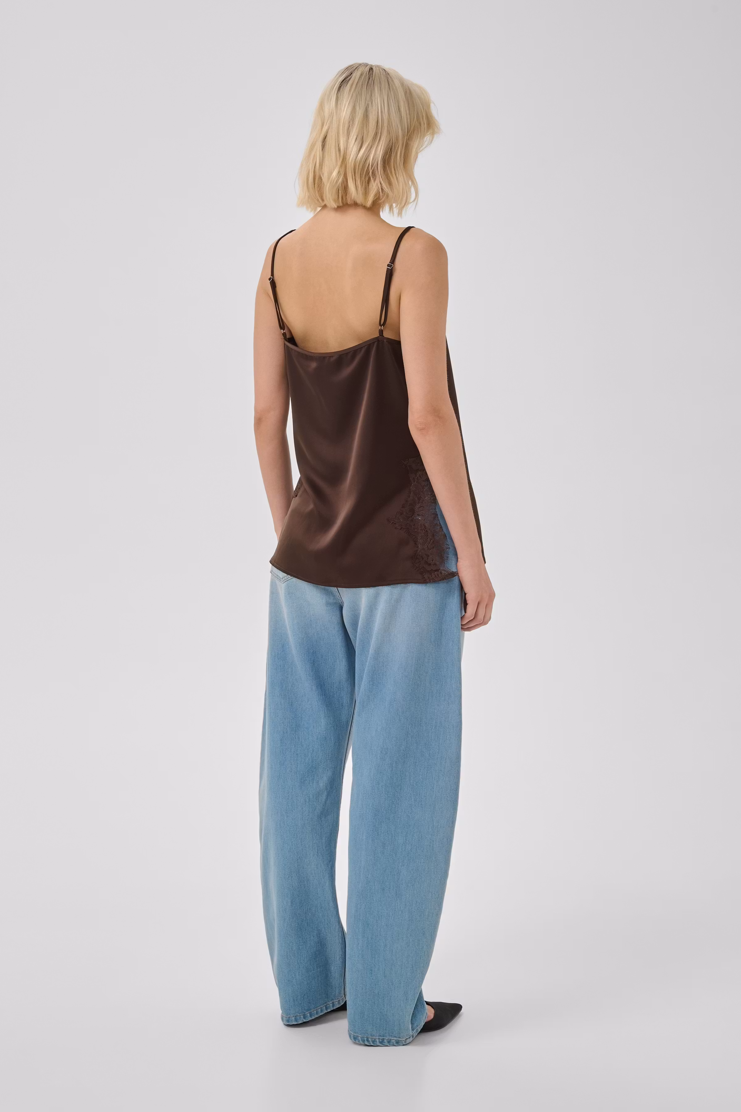 MWBrenda Top LOOKBOOK BACK 10705657-109345