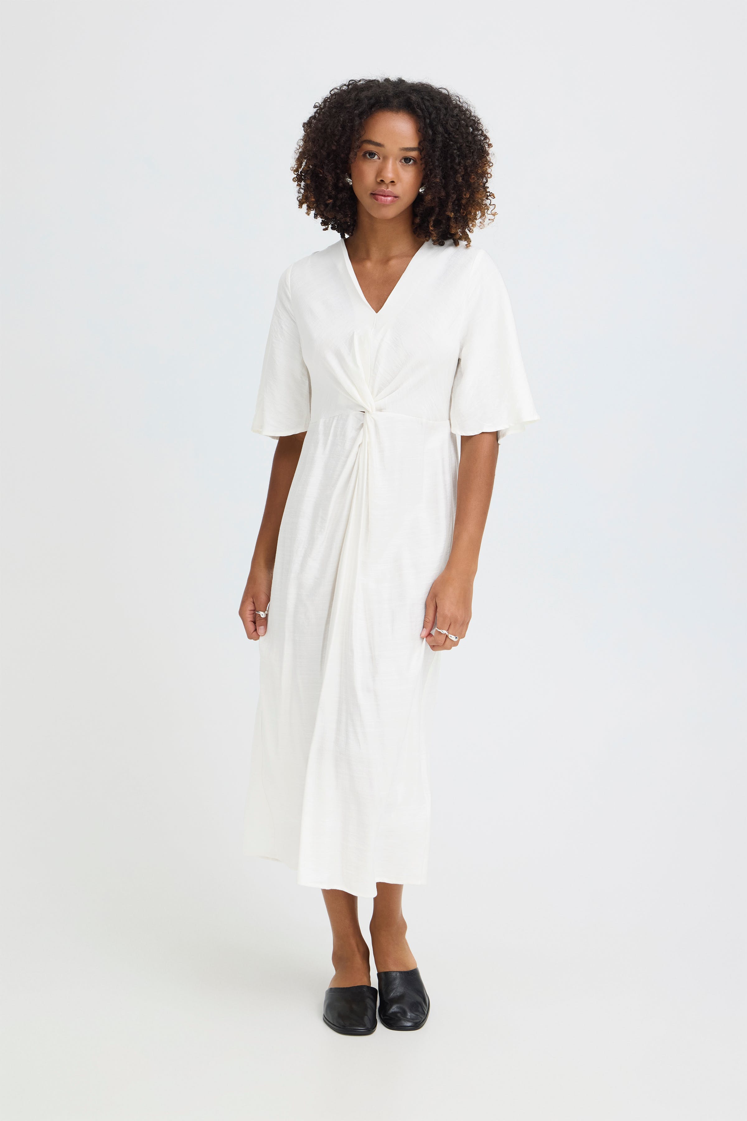 IHIMELDA Kjole LOOKBOOK FRONT 20125510-130905