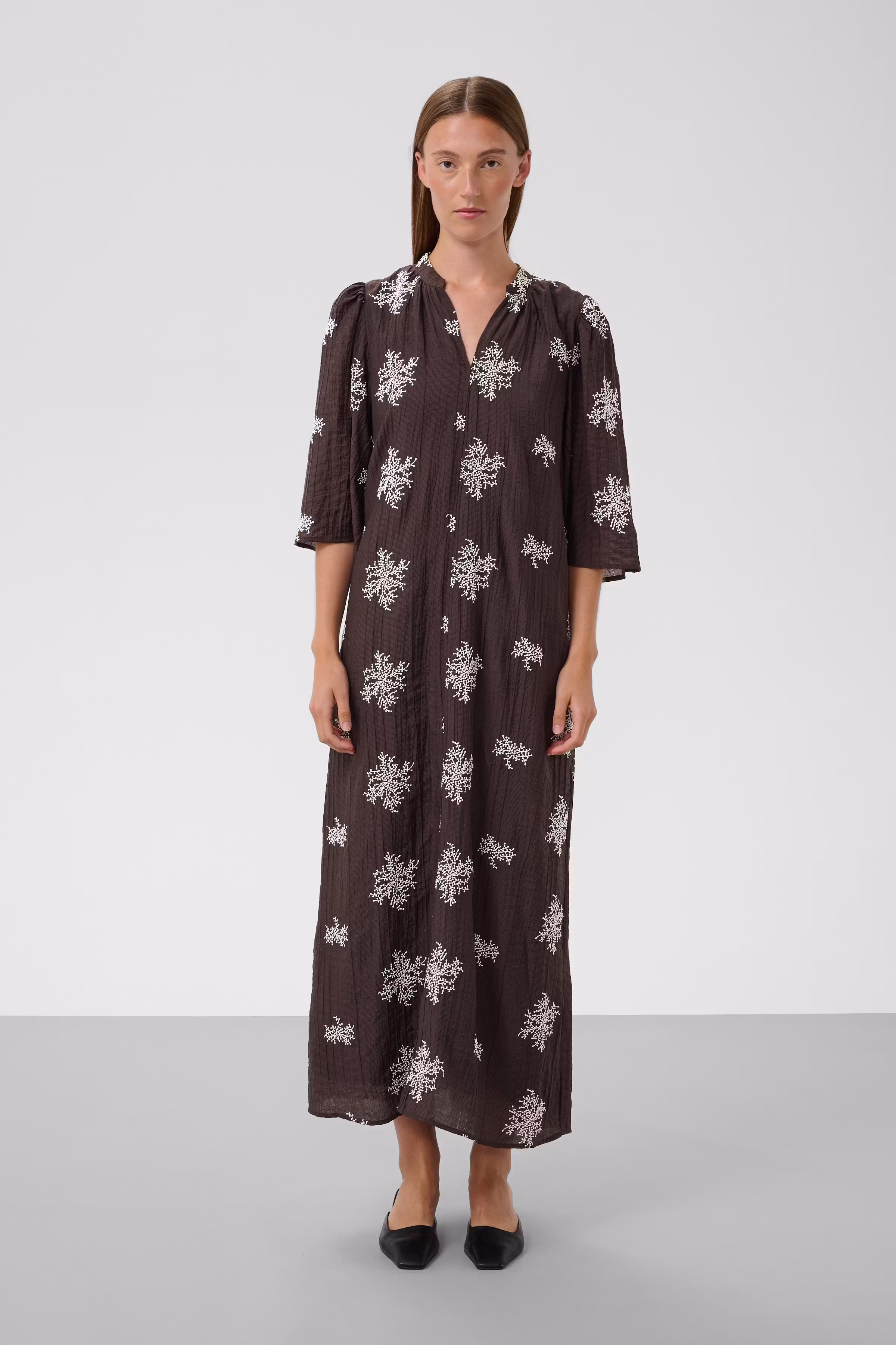 SLAzalea Kjole LOOKBOOK FRONT 30409545-191018