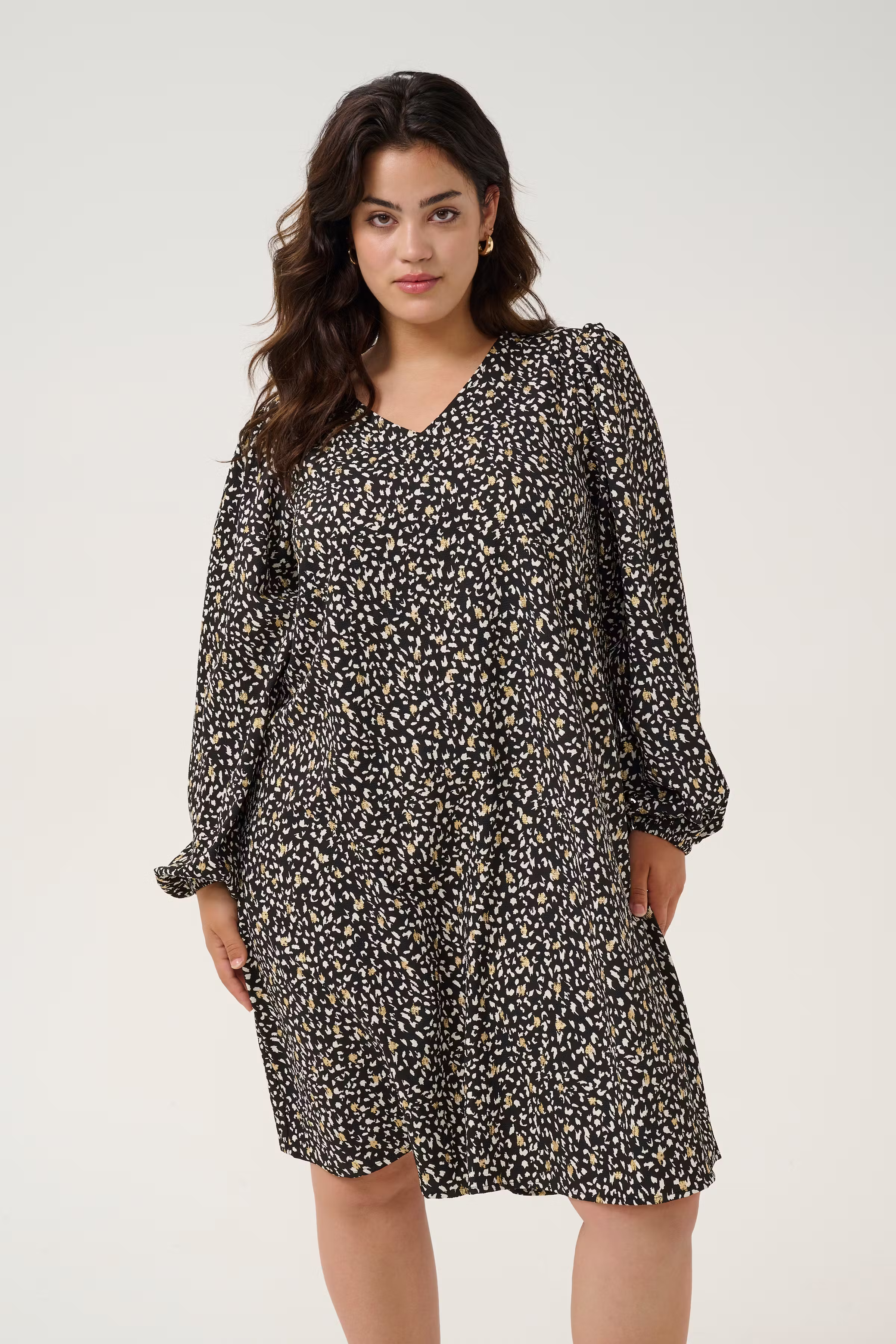 KCmalena Dress LOOKBOOK FRONT 10583158-107160