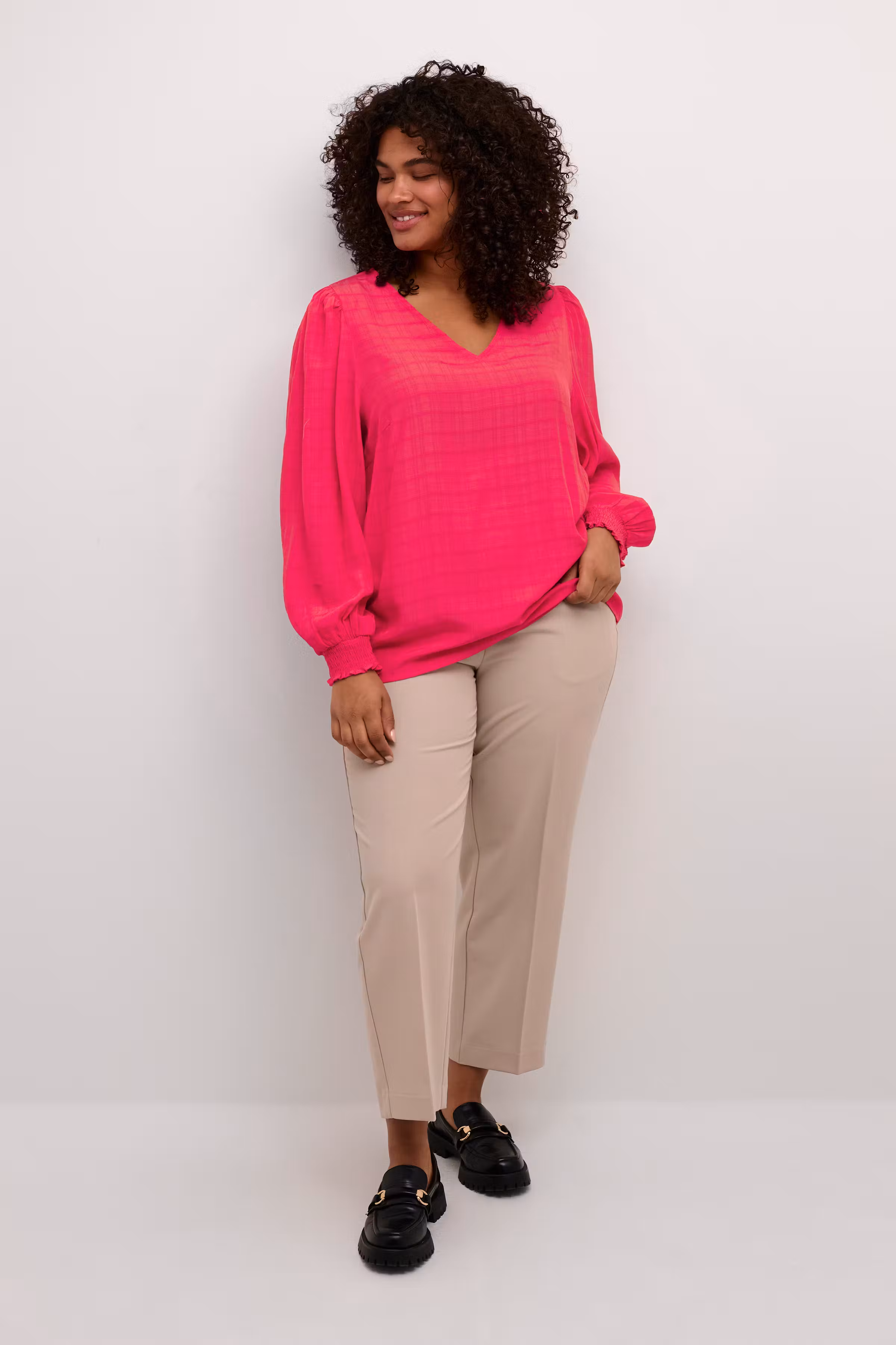 KClisana Bluse LOOKBOOK FRONT 10581967-181856