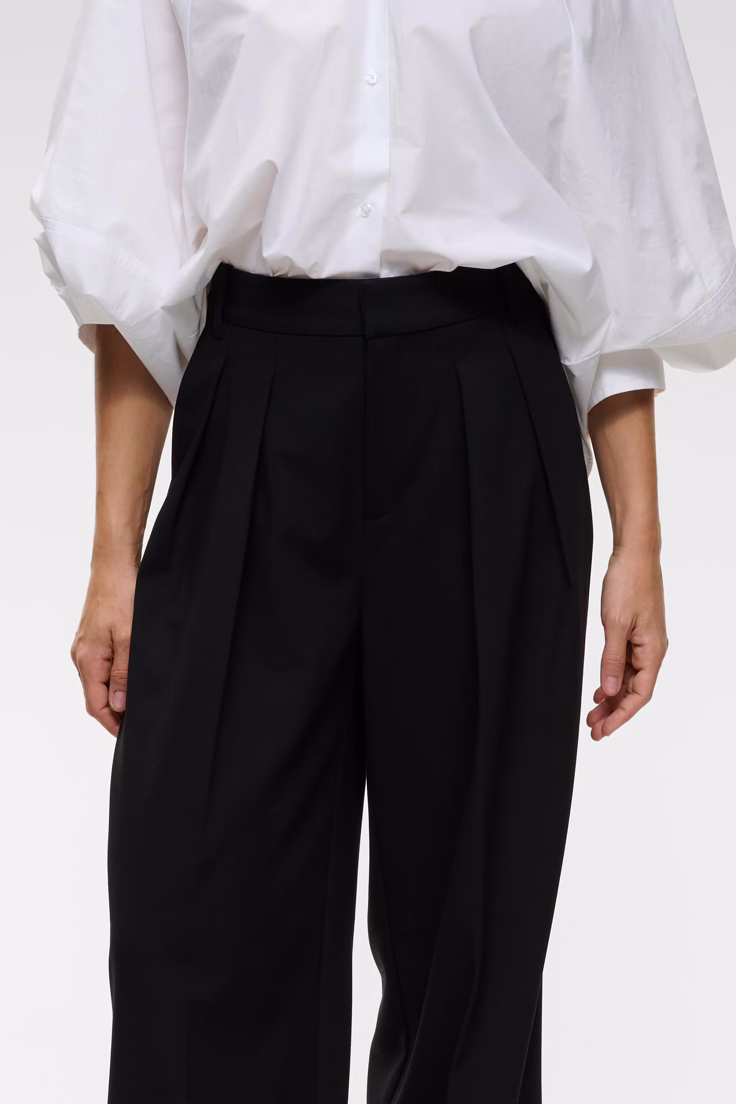 LOSANIW Trousers LOOKBOOK DETAIL 30113708-194008