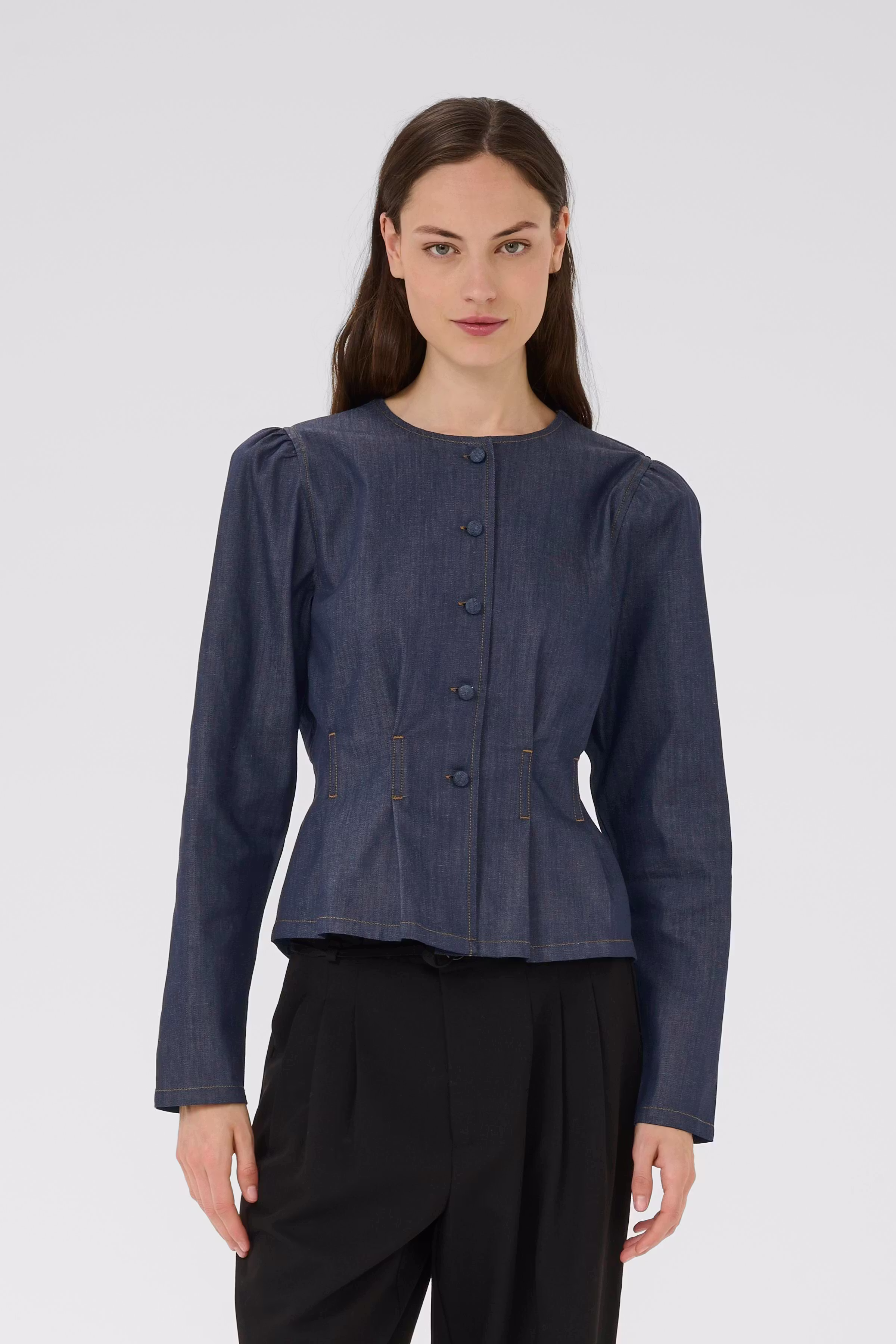 KBDrew Blouse LOOKBOOK FRONT 10105763-194014