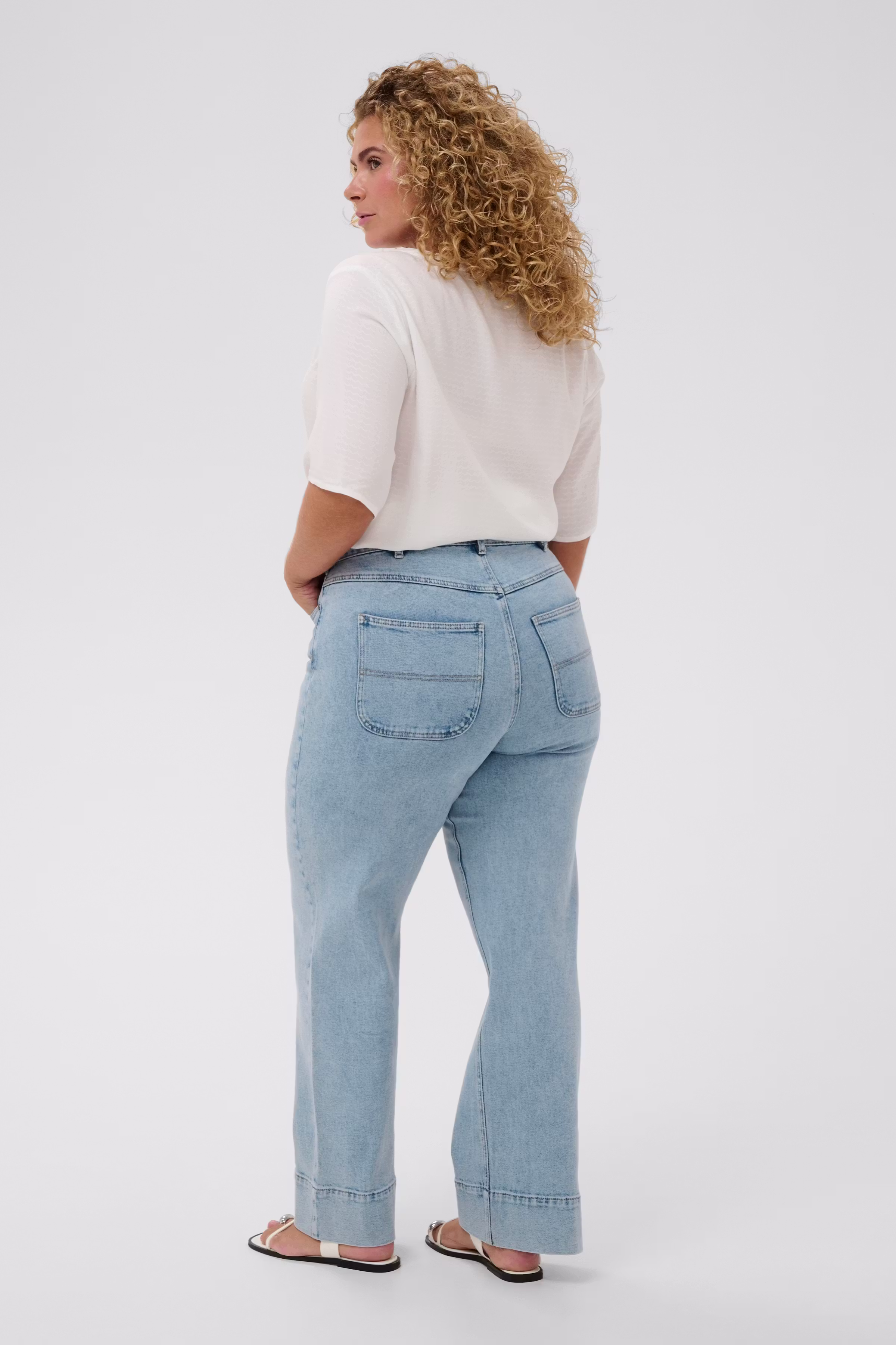KCmalia Jeans LOOKBOOK BACK 10584177-101012