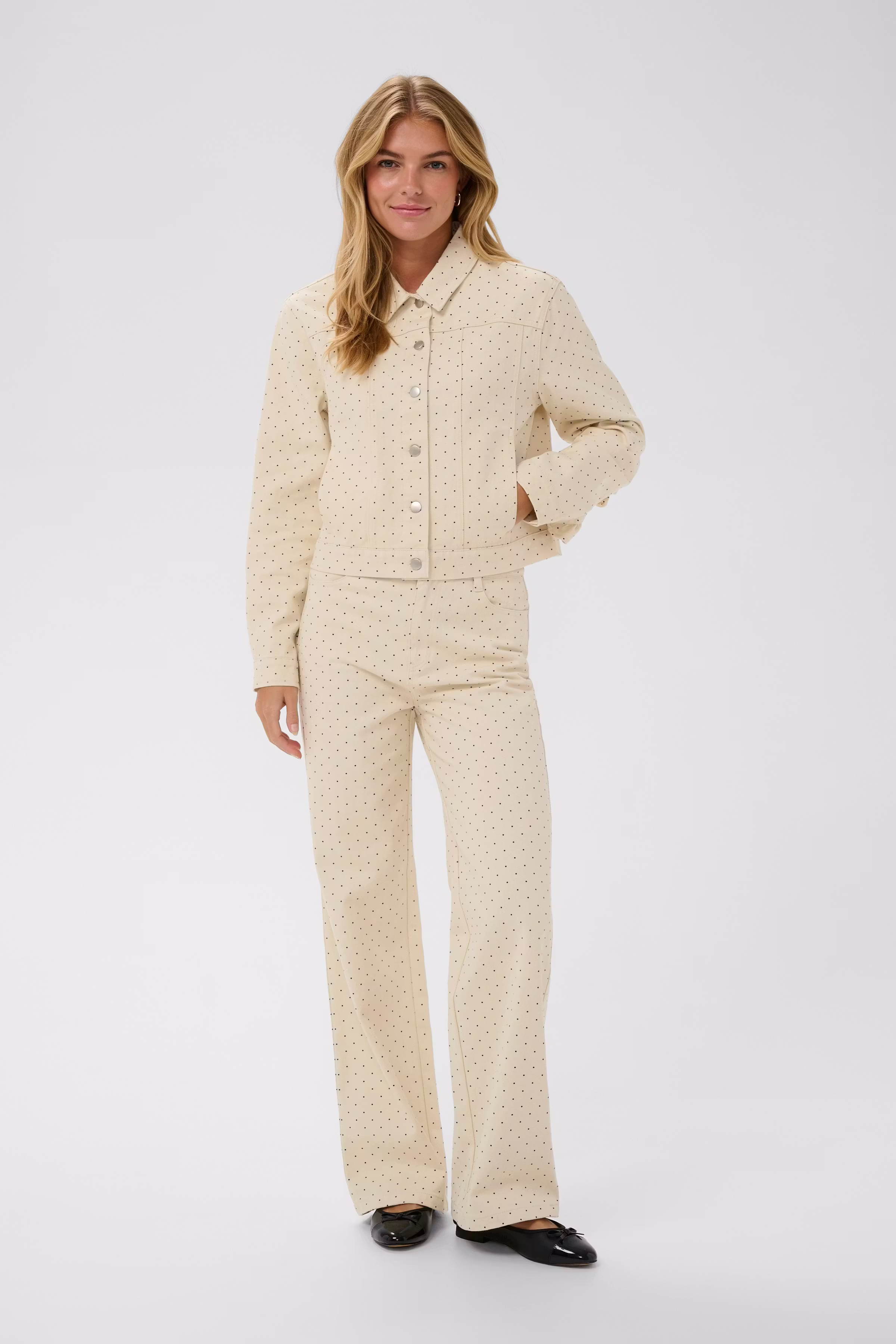 PatriciaSZ Jeans LOOKBOOK FRONT 30514951-304687