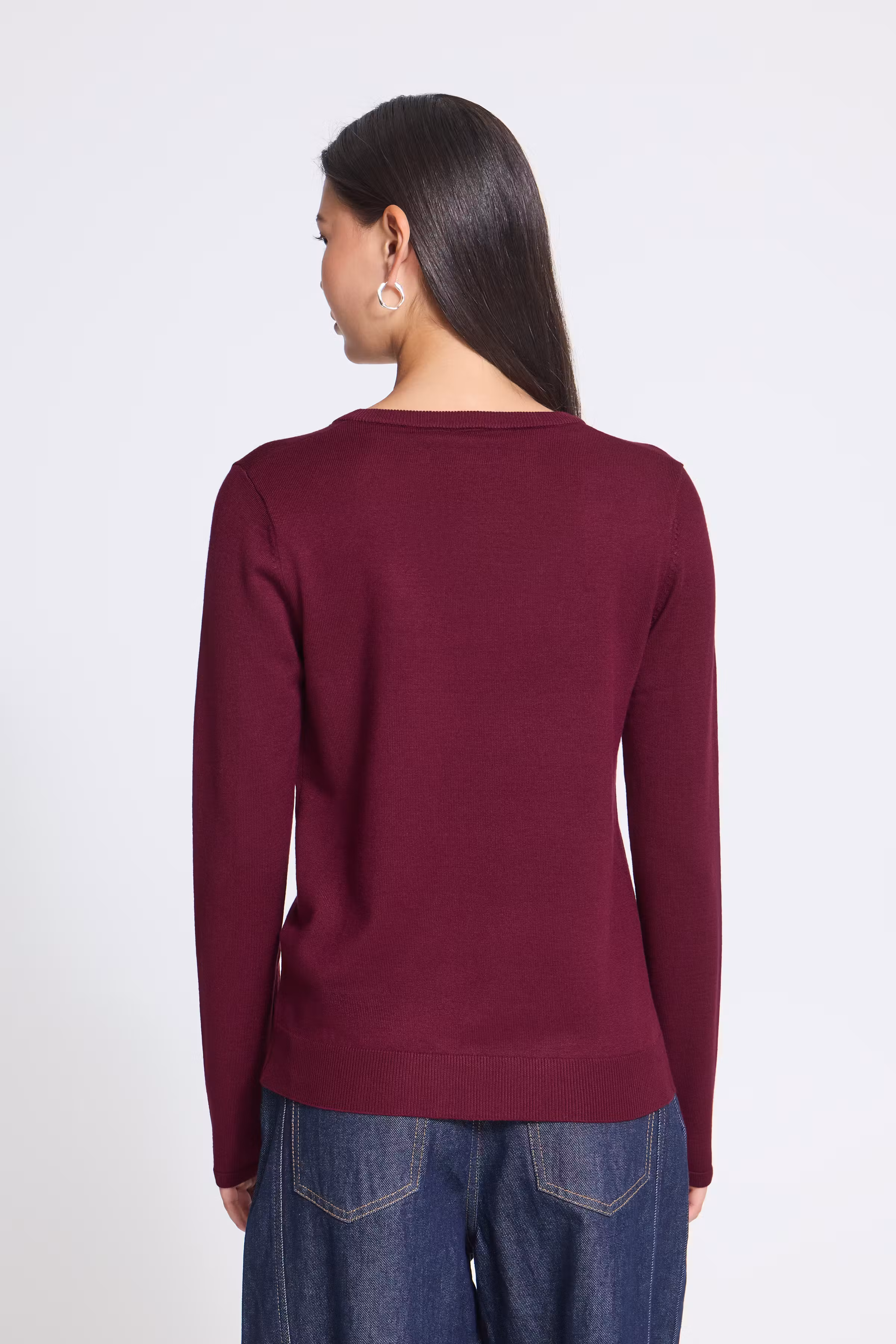 IHLULS V-Neck Pullover LOOKBOOK BACK 20125815-192024