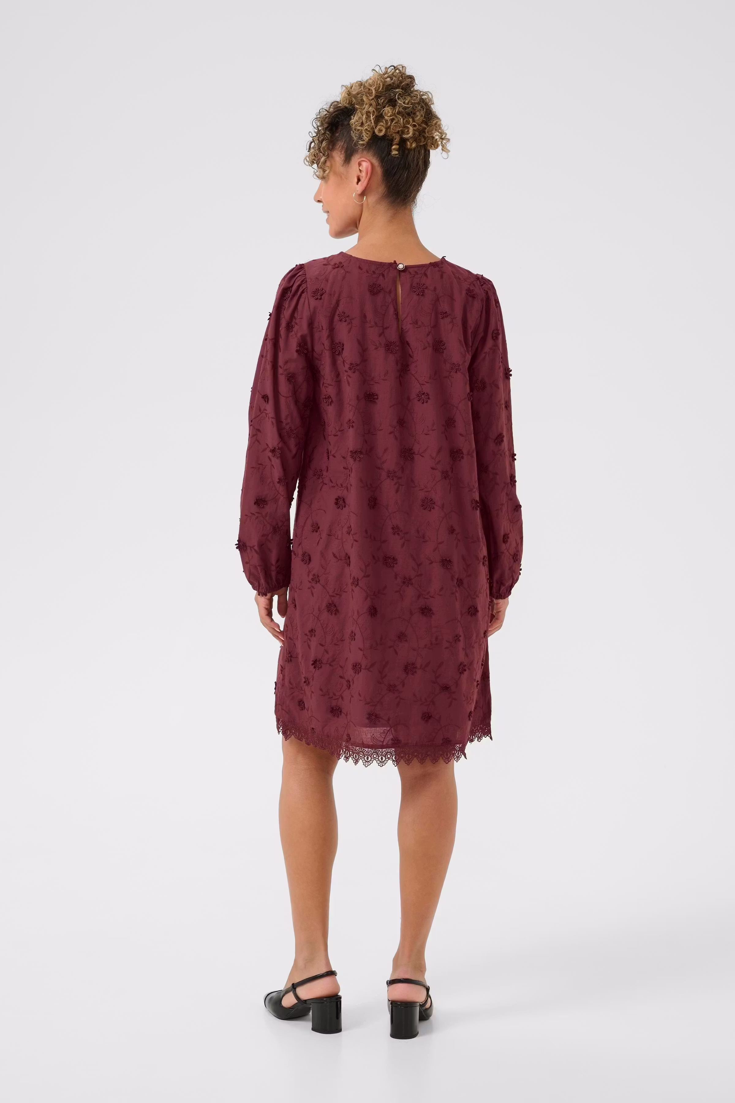 CROlivia Dress LOOKBOOK BACK 10614726-191522