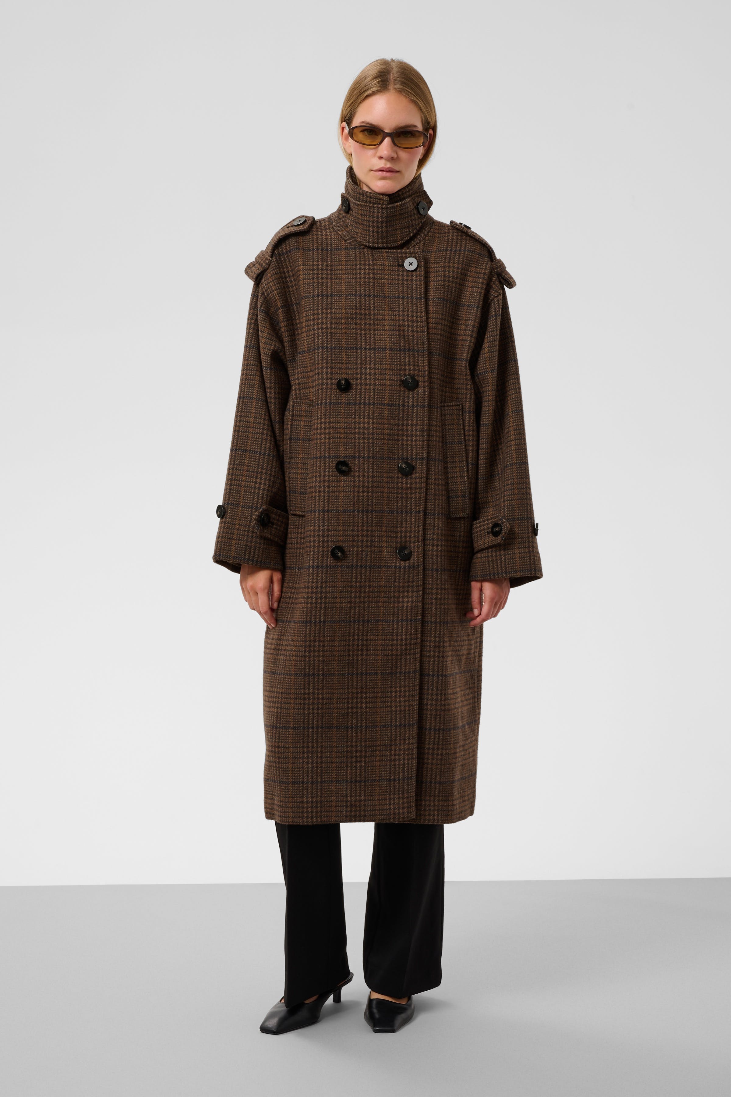 SLDolores Coat LOOKBOOK FRONT 30409246-304913