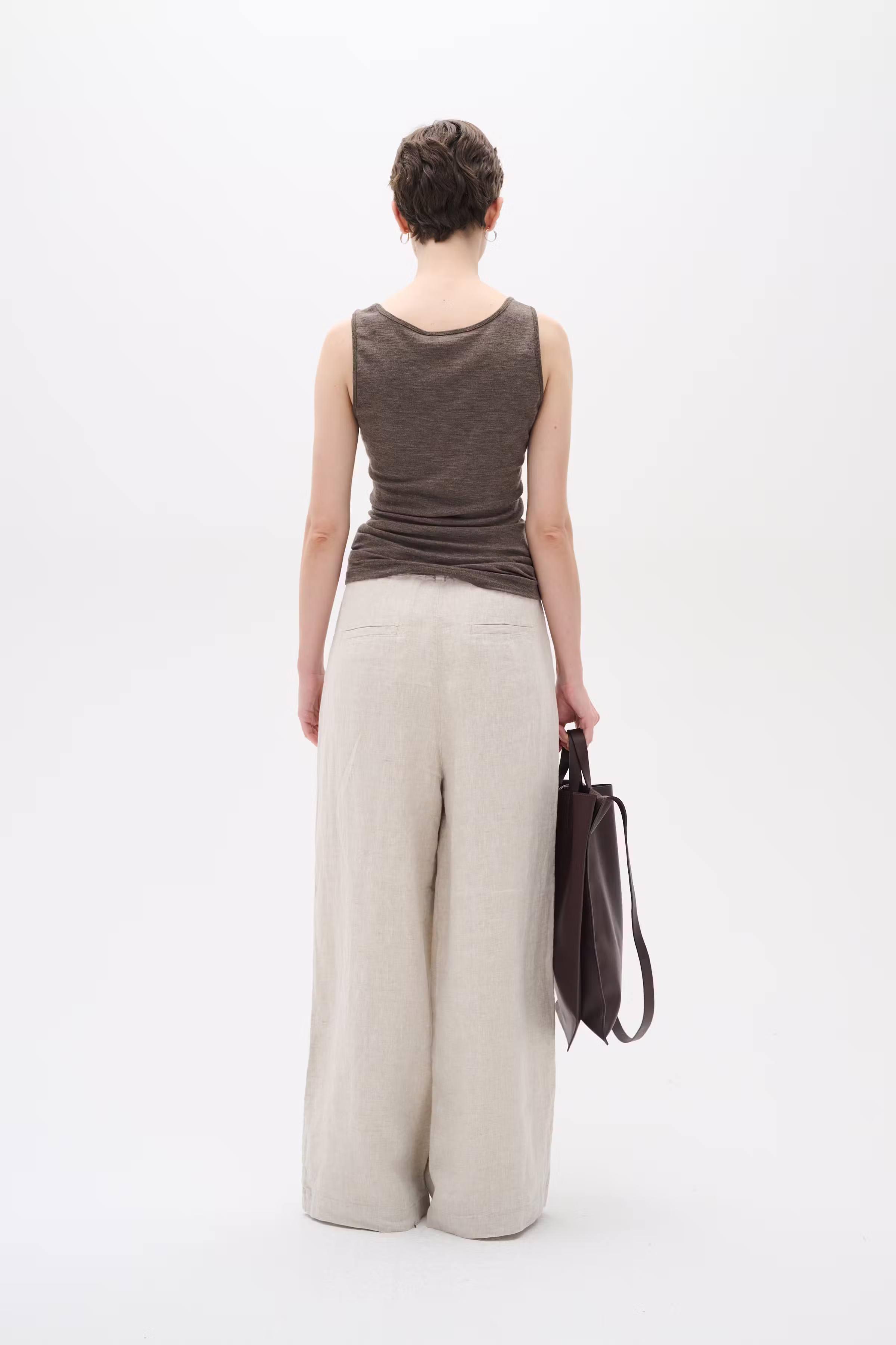 FangIW uldTop LOOKBOOK BACK 30106095-300872