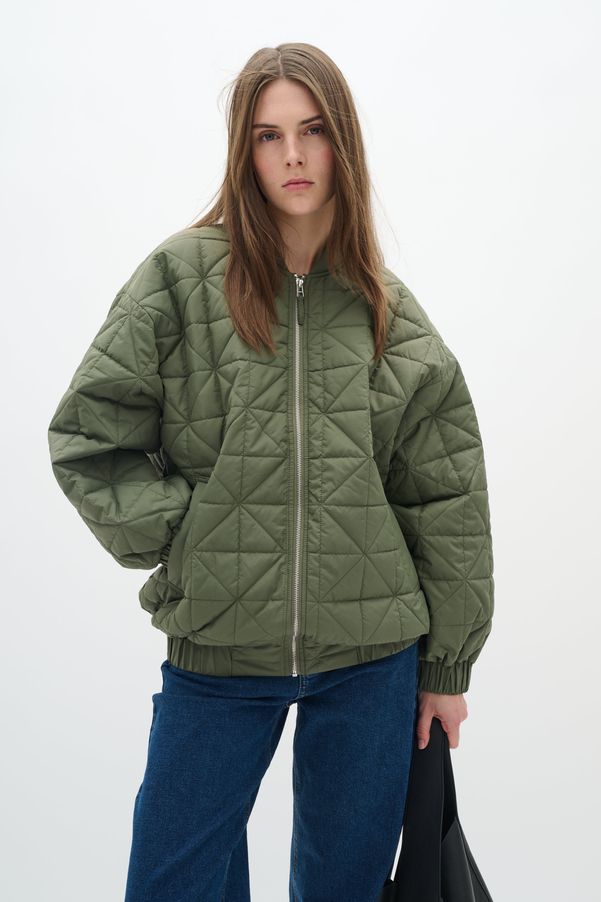 TeiganIW Yttertøy LOOKBOOK FRONT 30109056-190312