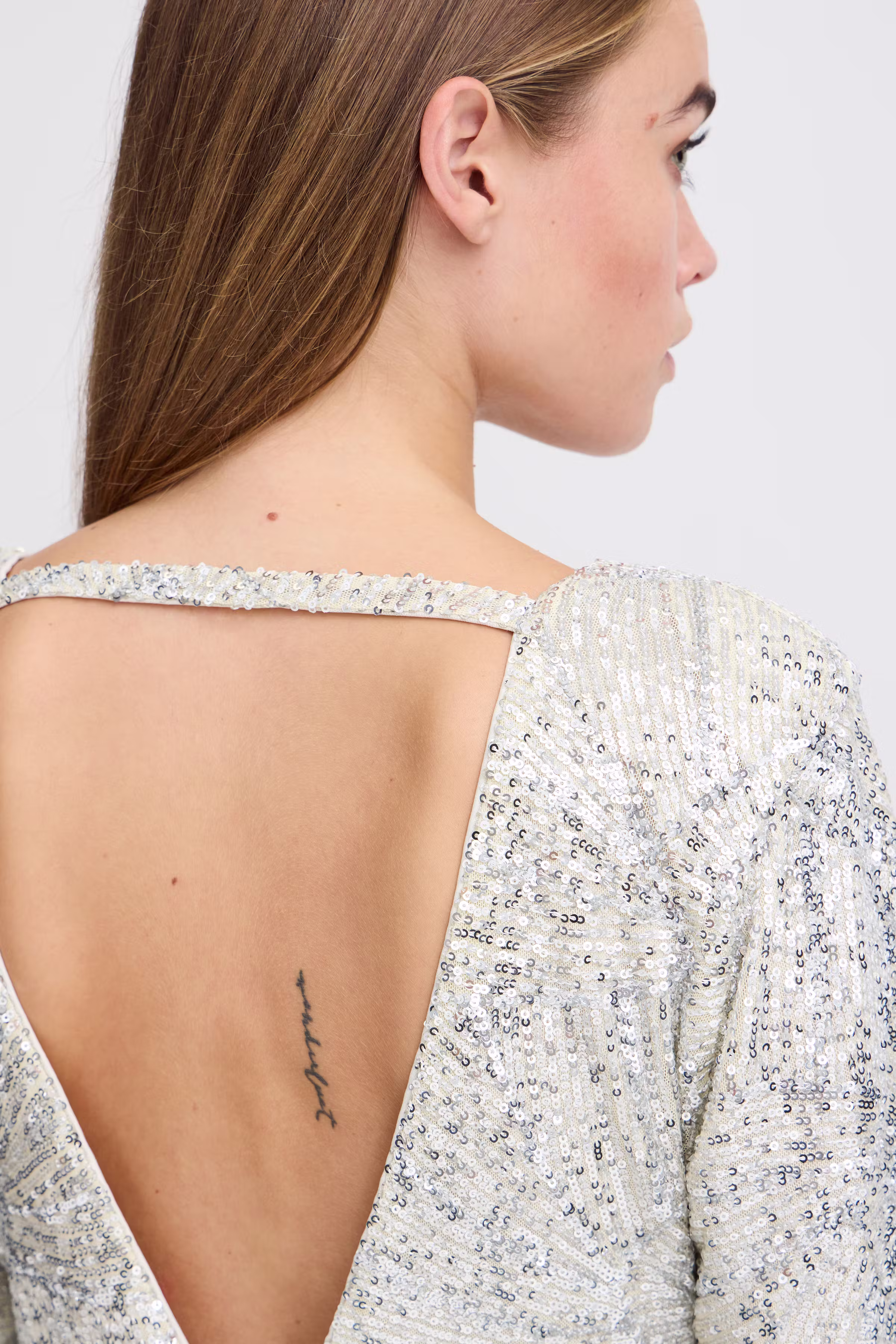 IHFAUCA Kjole LOOKBOOK DETAIL 20122144-131012
