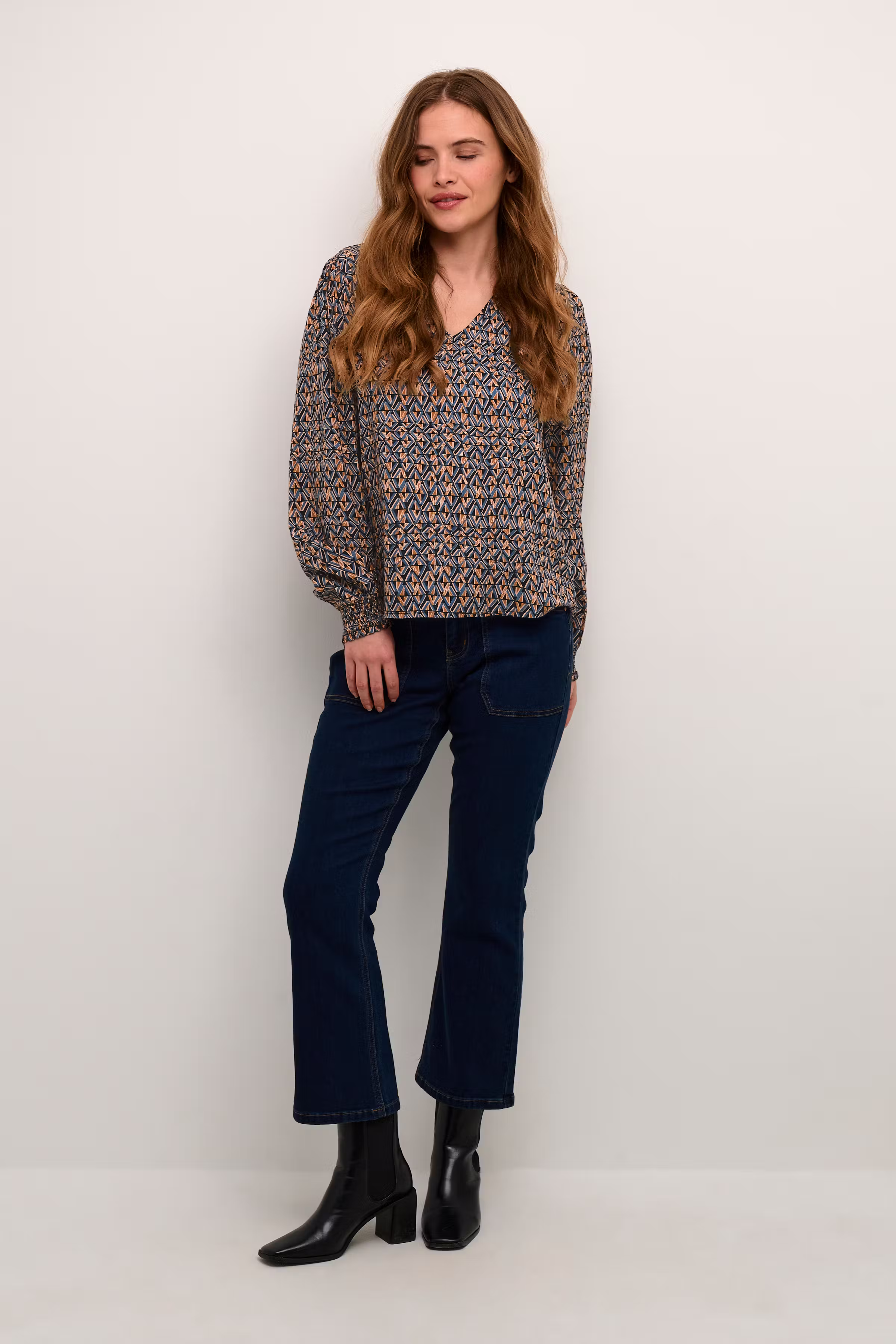 CRTiah Bluse LOOKBOOK FRONT 10611931-104952